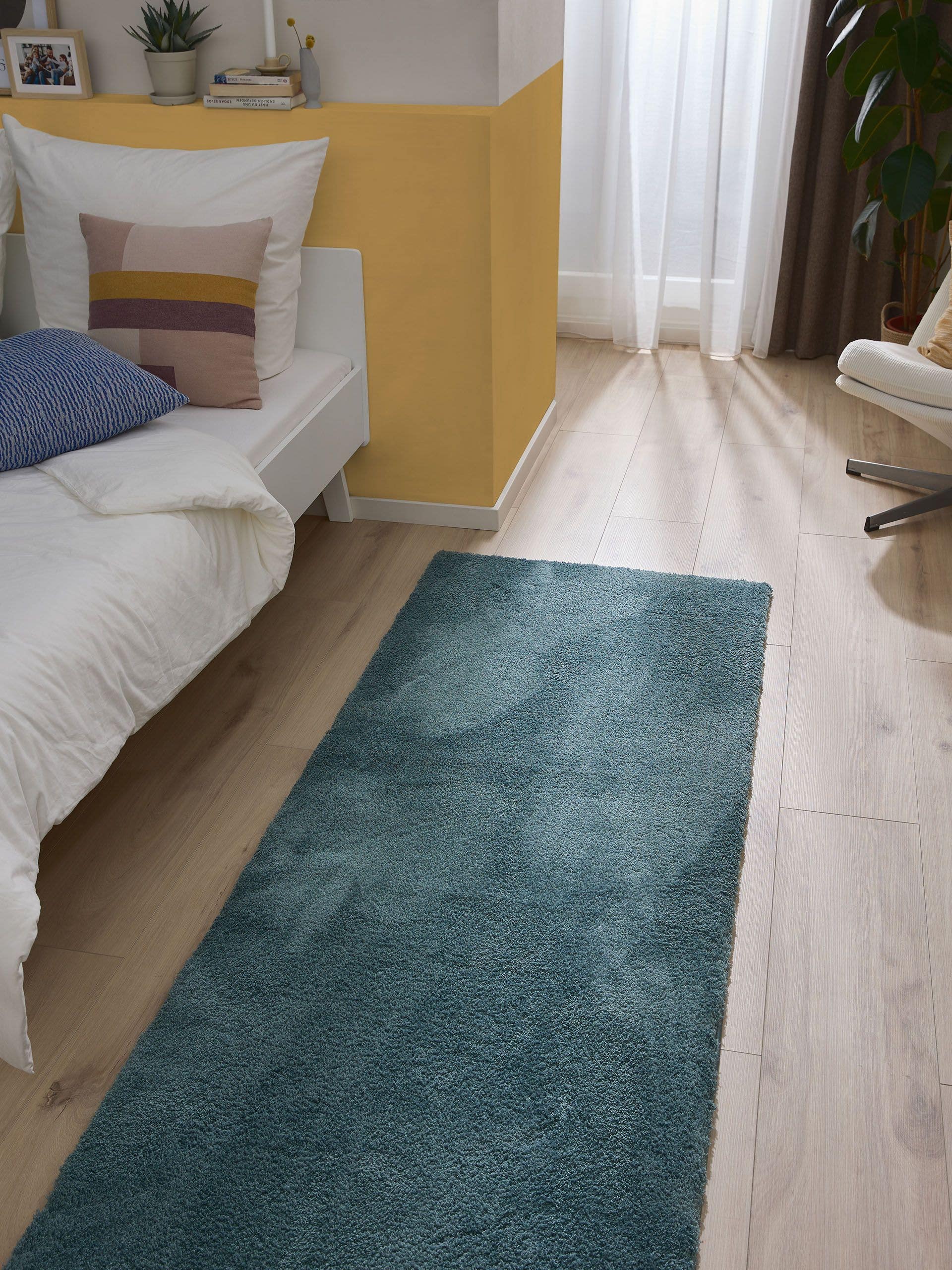 Tappeto di 100% Poliestere (Microfibra) in Azzurro con pelo alto 21 - 30 mm da benuta Nest