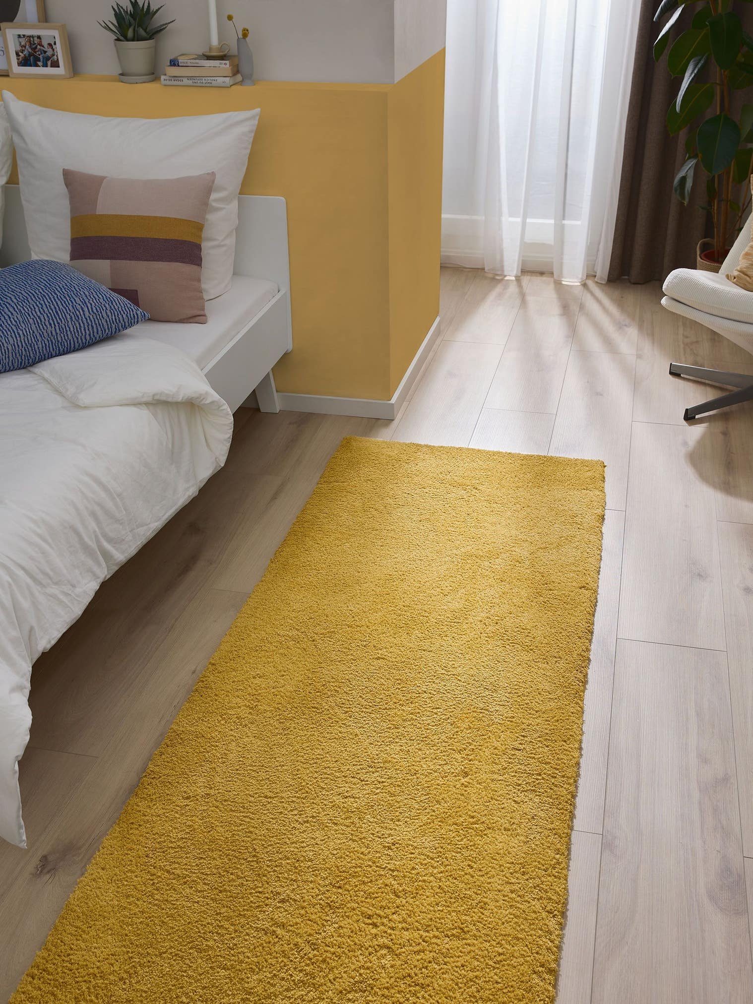 Rug made of 100% Polyester in Yellow with a 31 - 40 mm high pile by benuta Nest