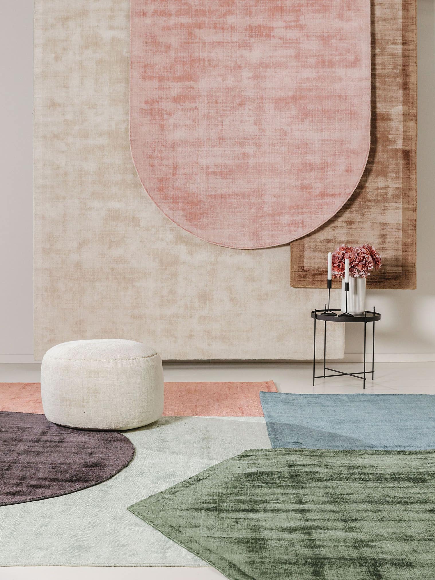 Rug made of 100% Viscose in Blue with a 6 - 10 mm high pile by benuta Pure