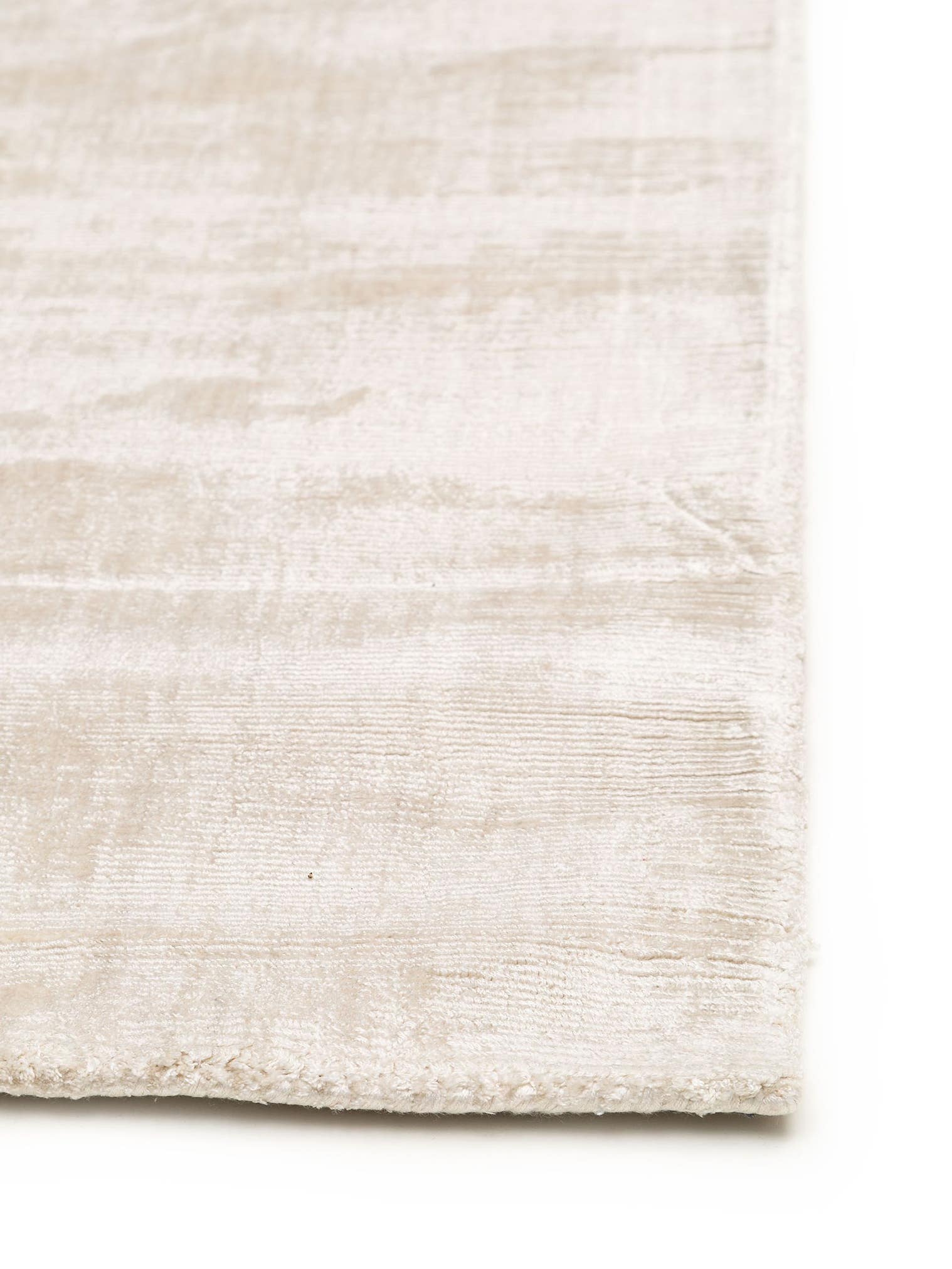 Alfombra de 100% Viscosa en Beige con un pelo de {{Placeholder_Pile Height}} de altura de benuta Pure