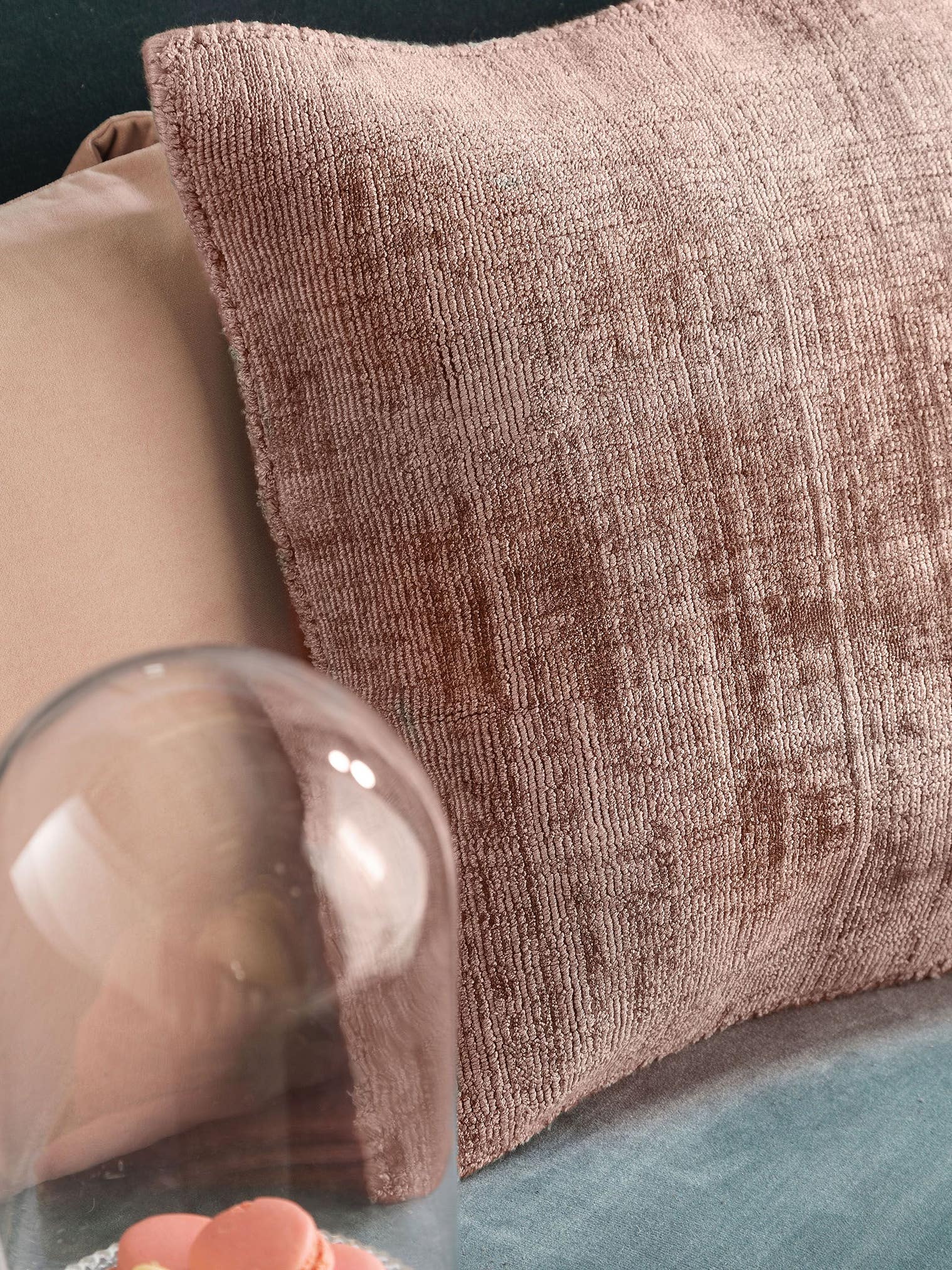 Örngott Nova Rosa med -design i 100% Viskos från benuta Pure
