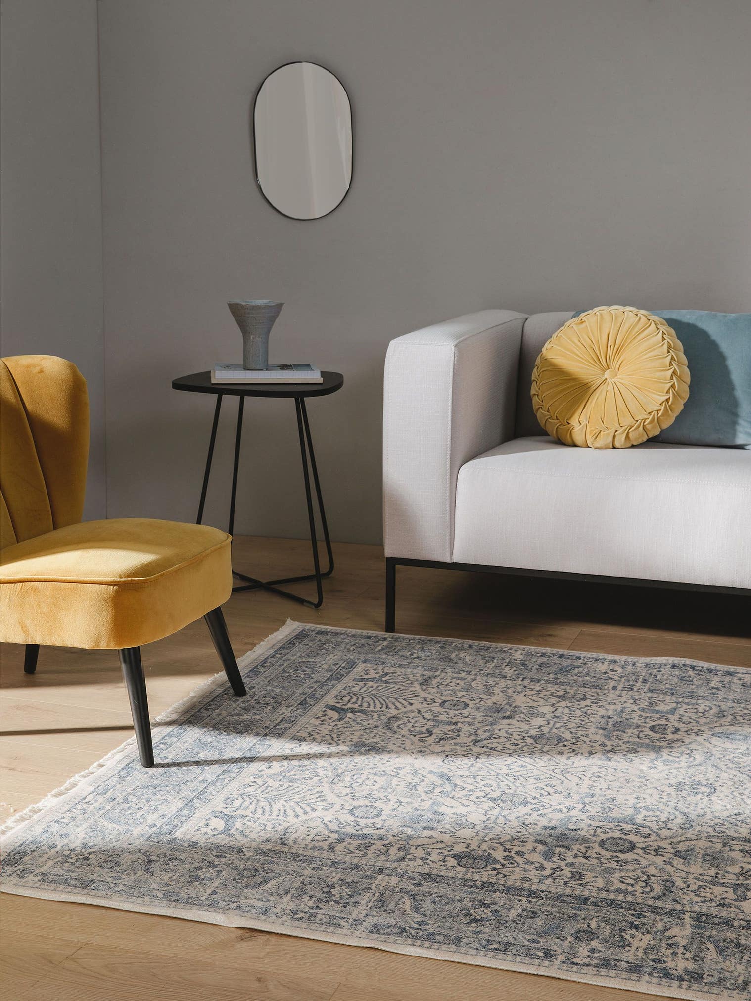 Tapete de 100% viscose em Azul com pelo de até 5 mm de altura da benuta Pop