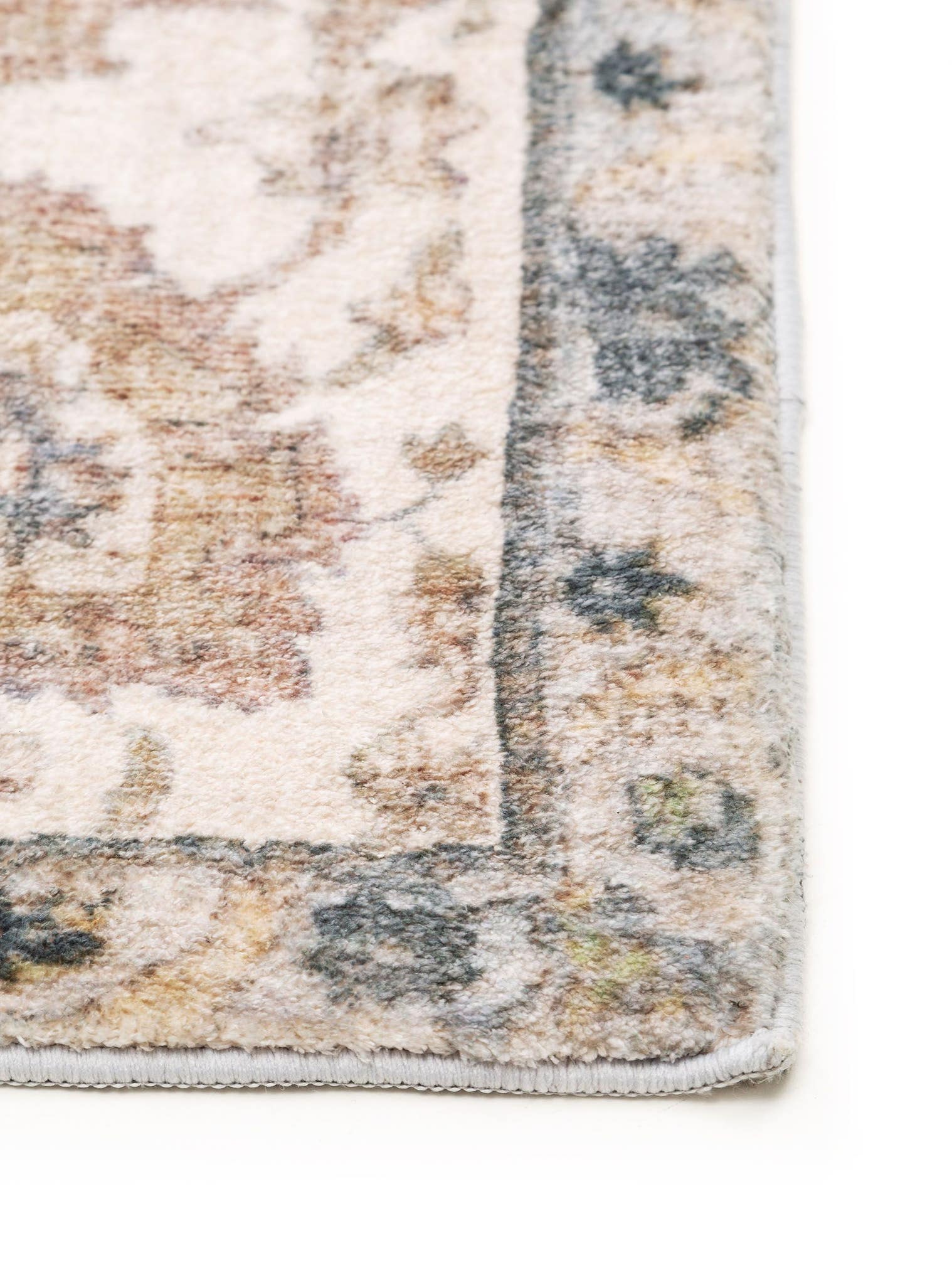 Teppich aus 100% Polyester in Beige mit 6 bis 10 mm hohem Flor von benuta Pop