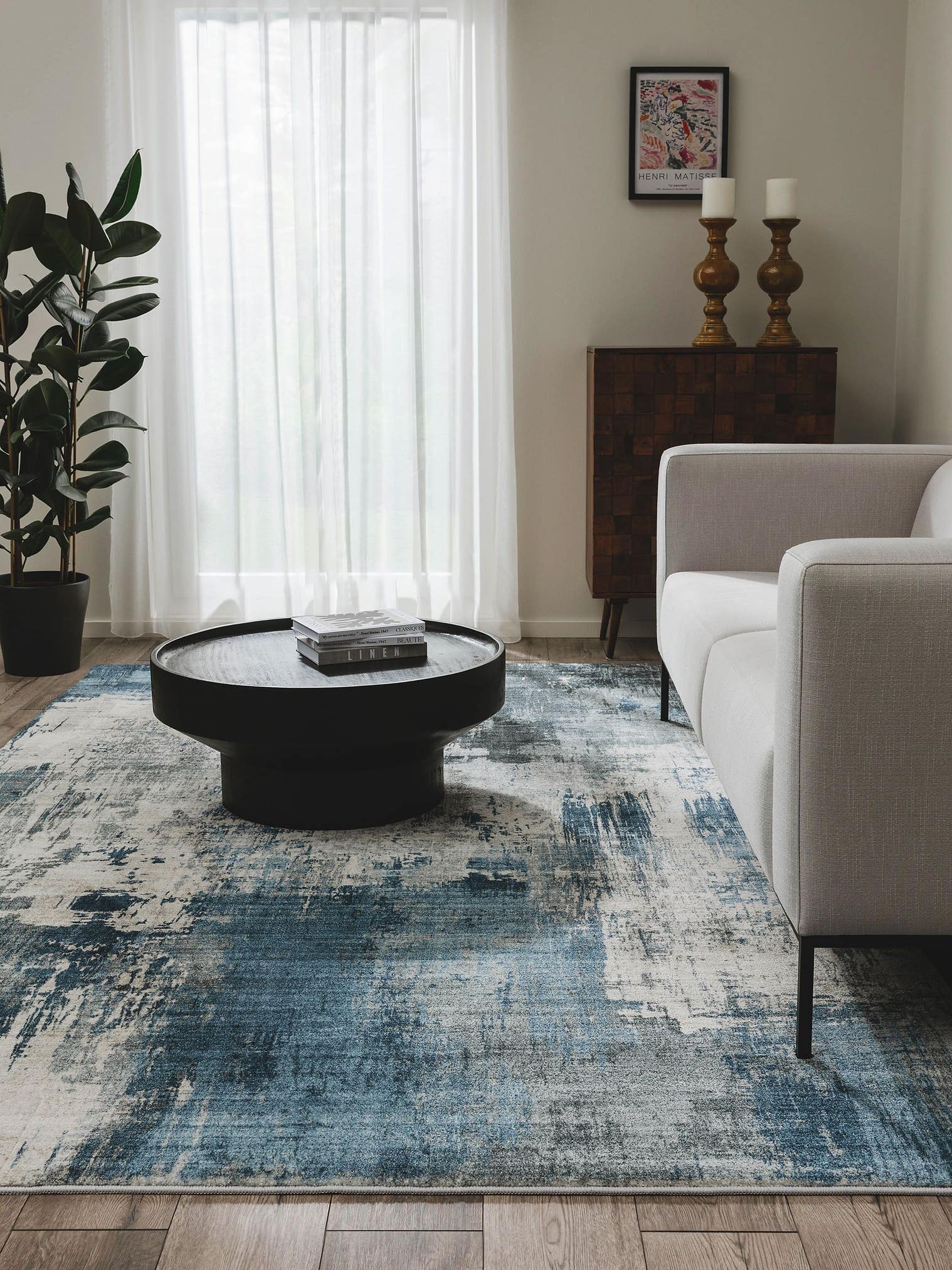 Rug made of 100% Polyester in Blue with a 6 - 10 mm high pile by benuta Pop