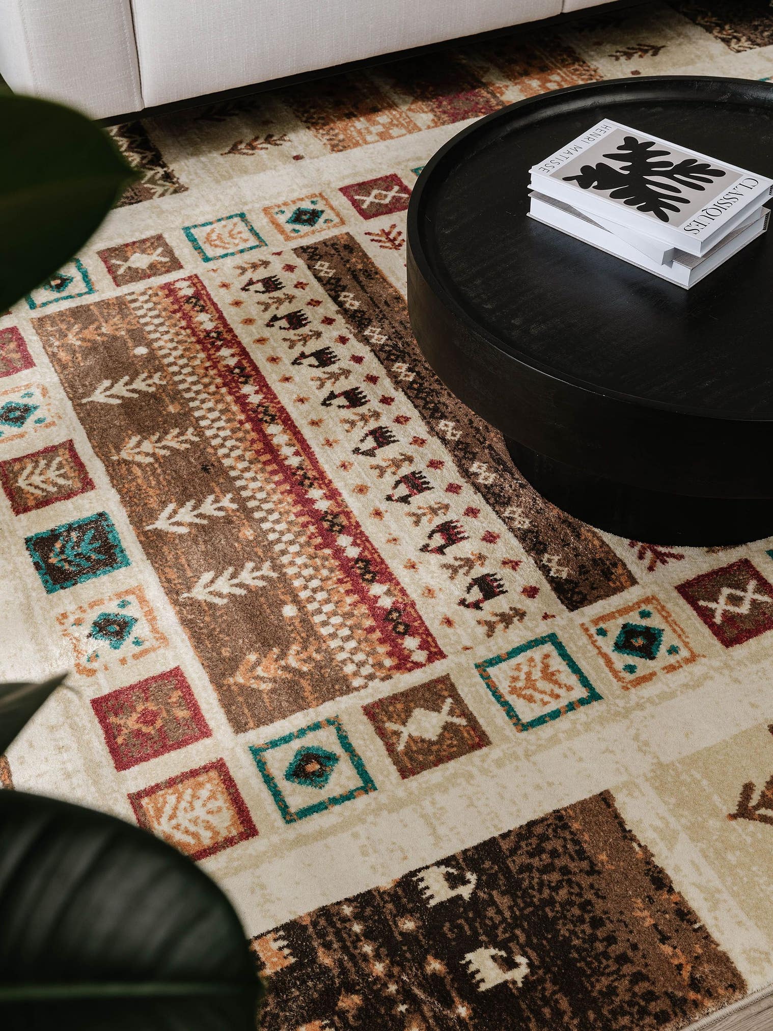 Tapis en 100% Polyester en Rouge avec une pile de 6 - 10 mm de hauteur de benuta