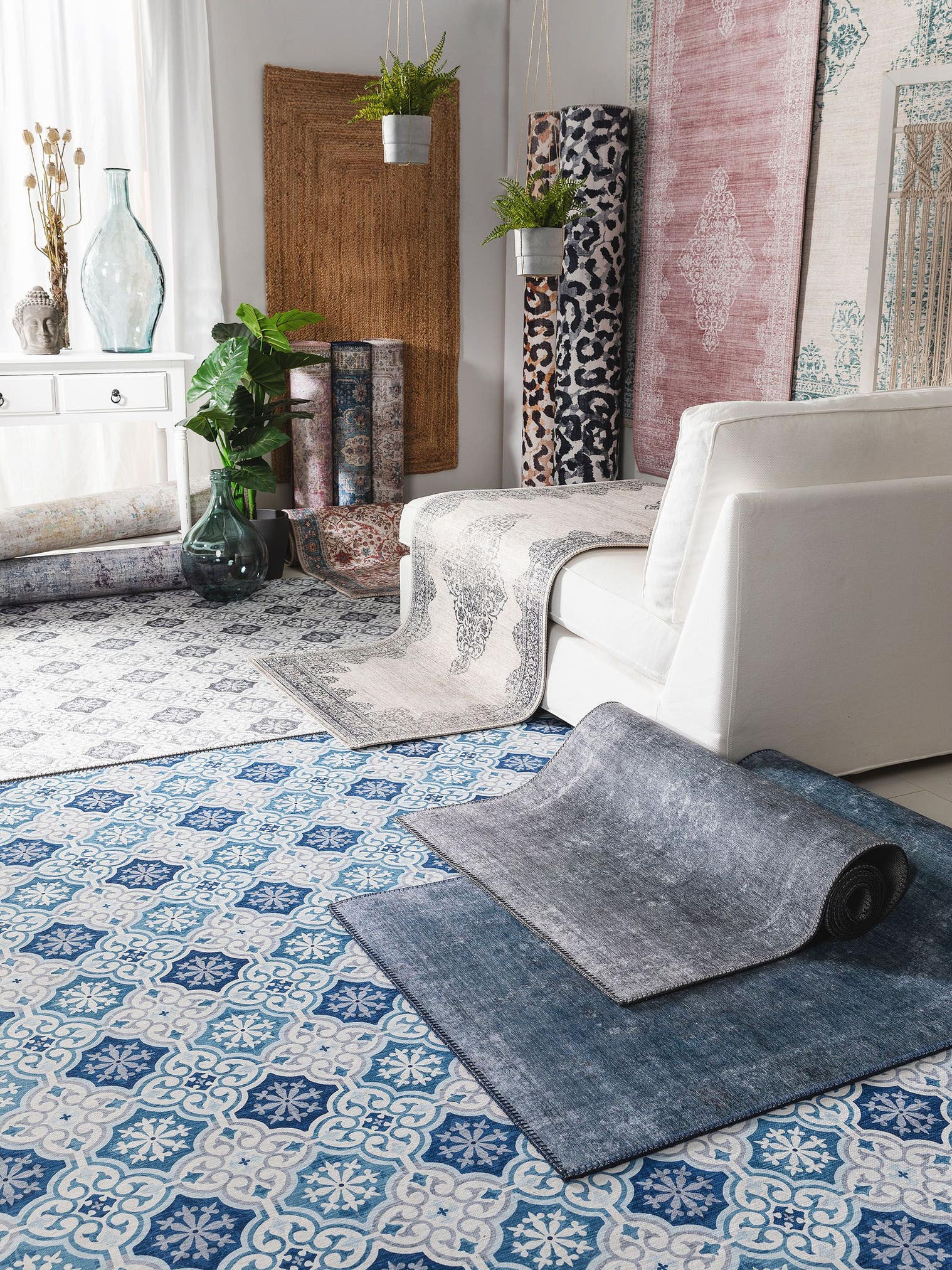 Rug made of 100% Polyester in Beige with a 1- 5 mm high pile by benuta Pop