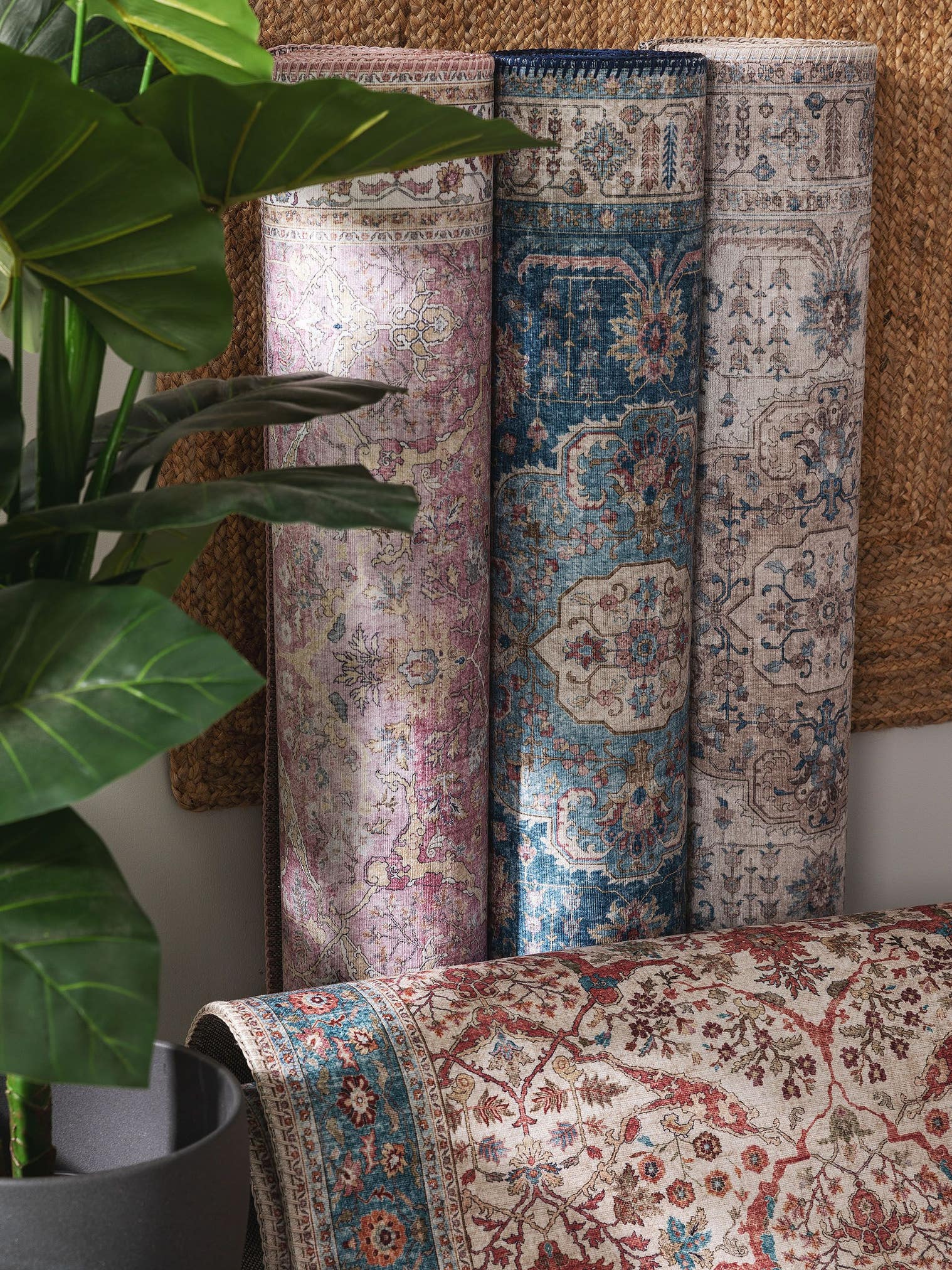 Rug made of 100% Polyester in Beige with a 1- 5 mm high pile by benuta Pop