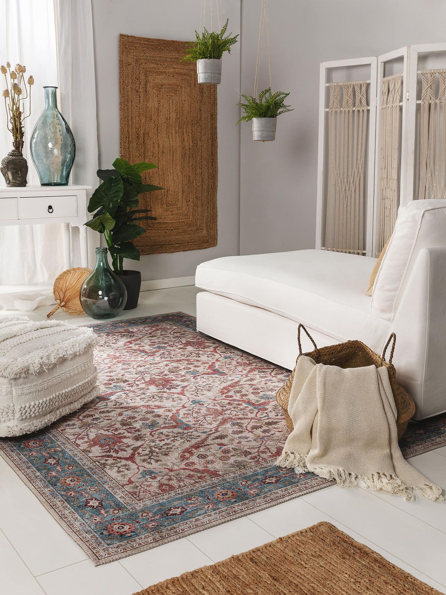 Rug made of 100% Polyester in Multicoloured with a 1- 5 mm high pile by benuta Pop