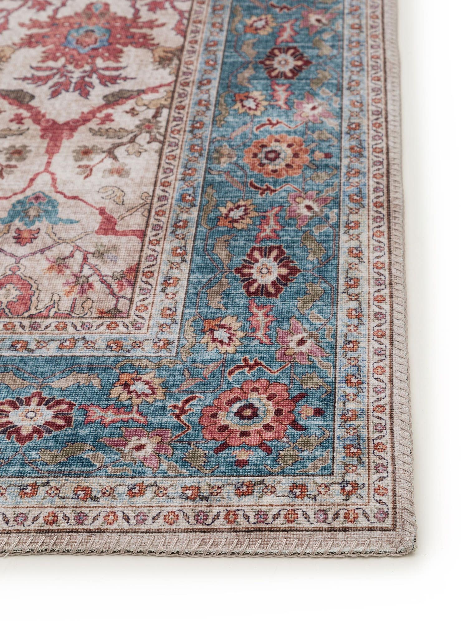 Rug made of 100% Polyester in Multicoloured with a 1- 5 mm high pile by benuta Pop