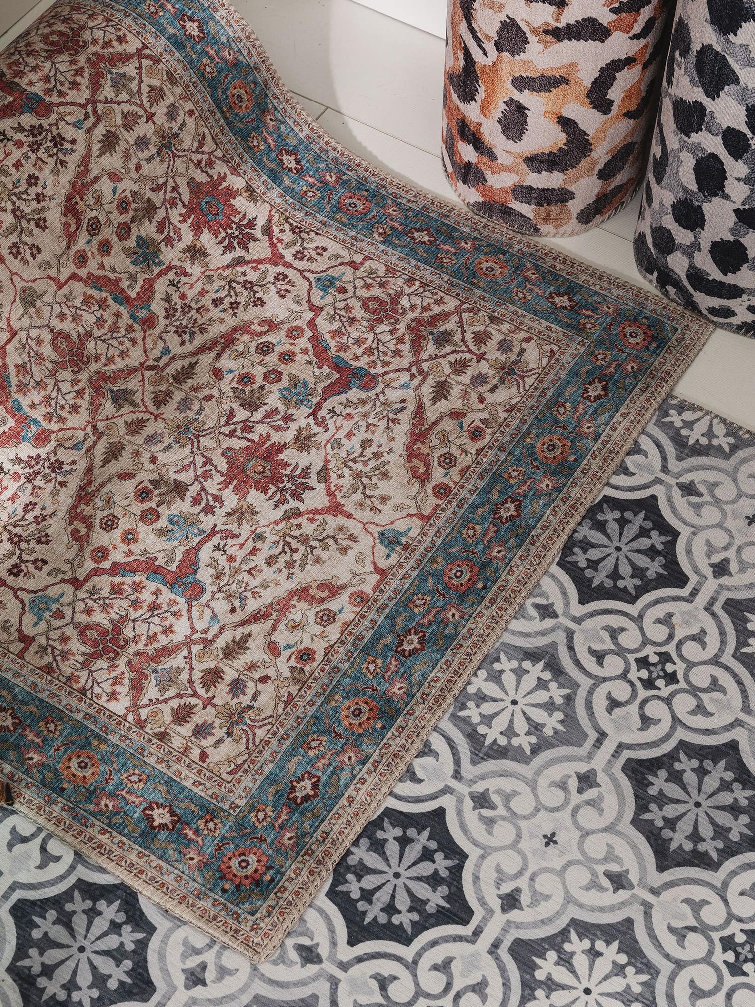 Rug made of 100% Polyester in Multicoloured with a 1- 5 mm high pile by benuta Pop