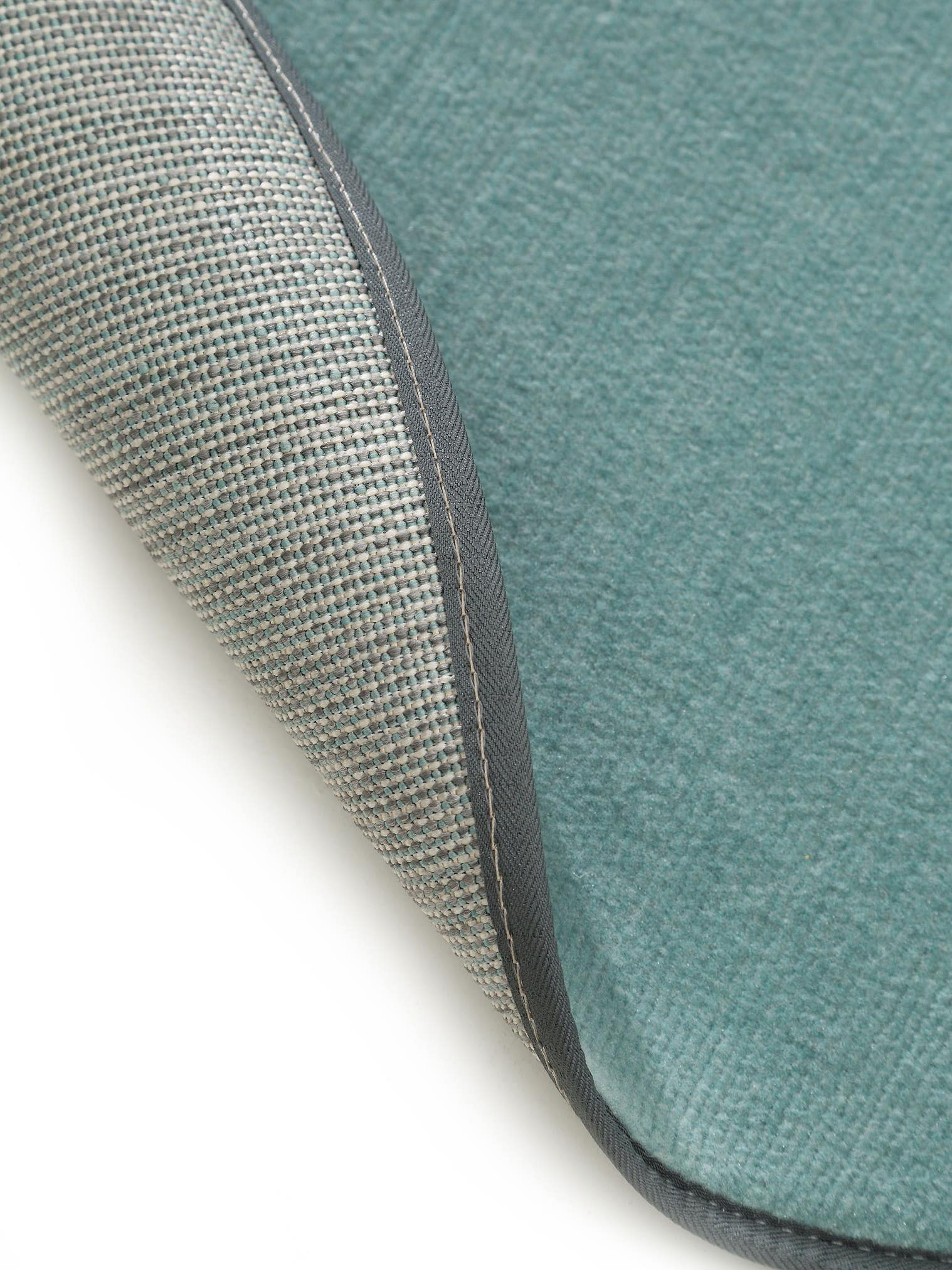 Tapis en 100% Polypropylène en Multicouleur avec une pile de 6 - 10 mm de hauteur de Lytte