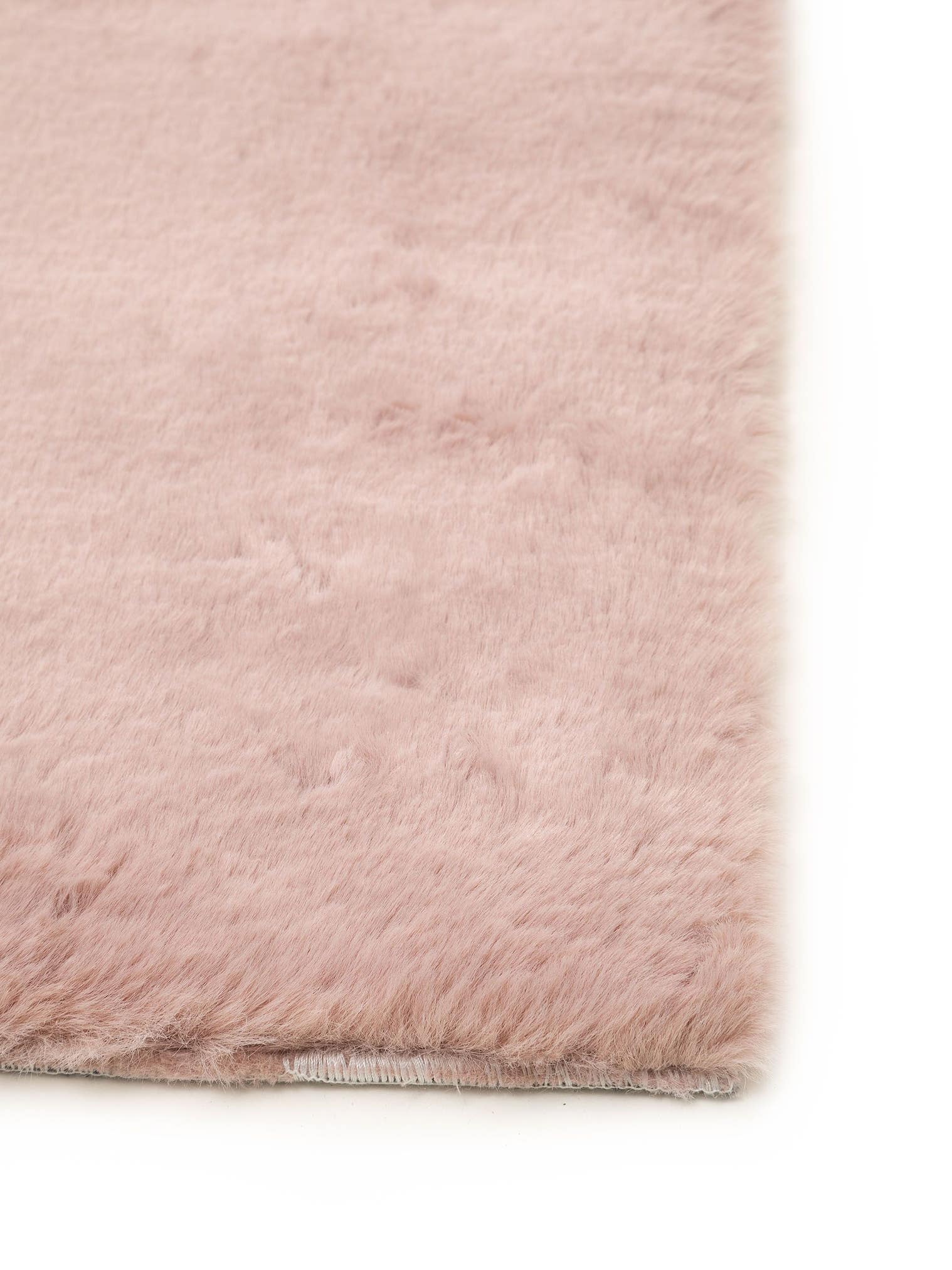 Teppich aus 100% Polyester in Rosa mit 21 bis 30 mm hohem Flor von benuta Nest