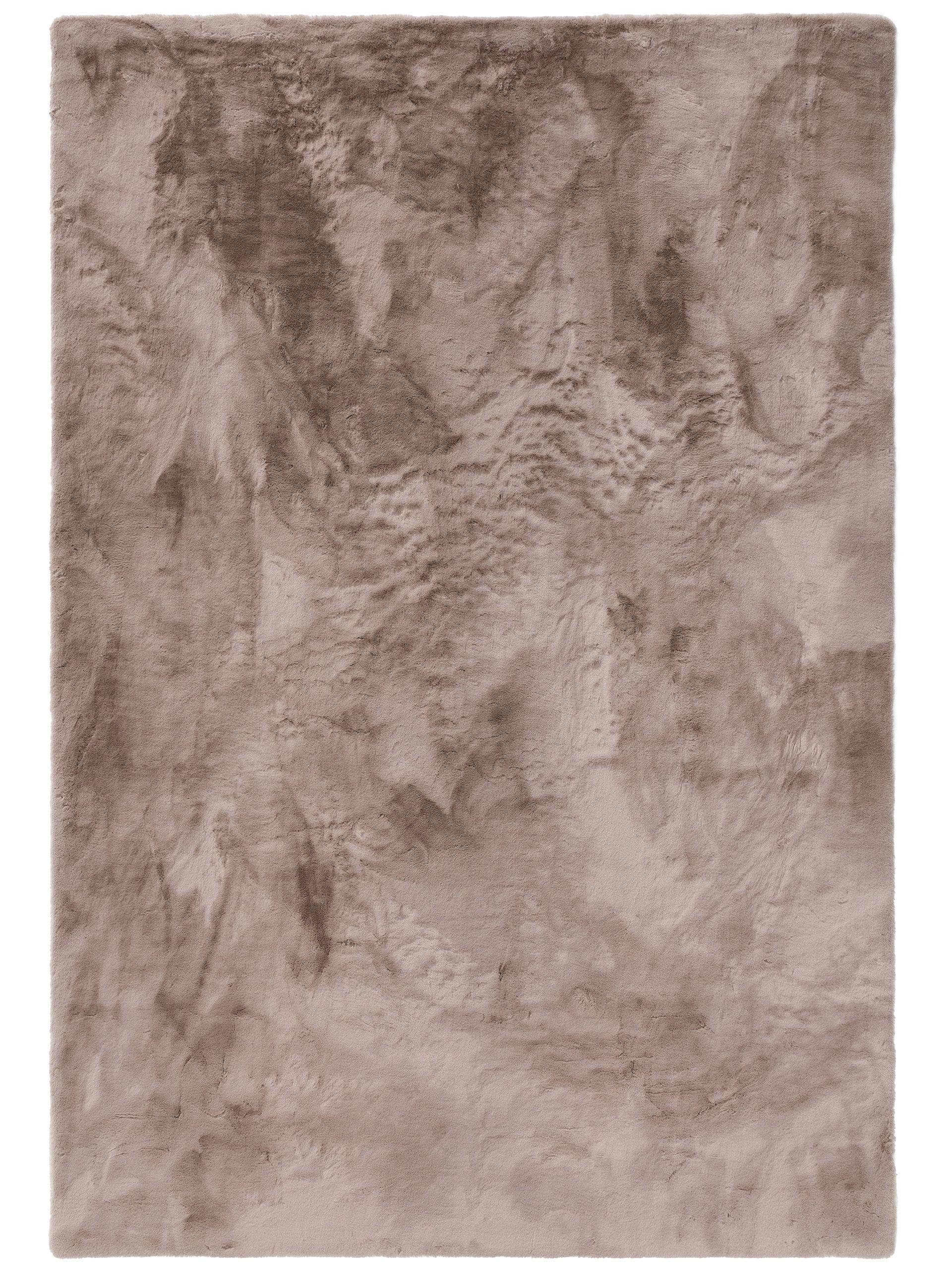 Rug made of 100% Polyester in Taupe with a 31 - 40 mm high pile by benuta Nest