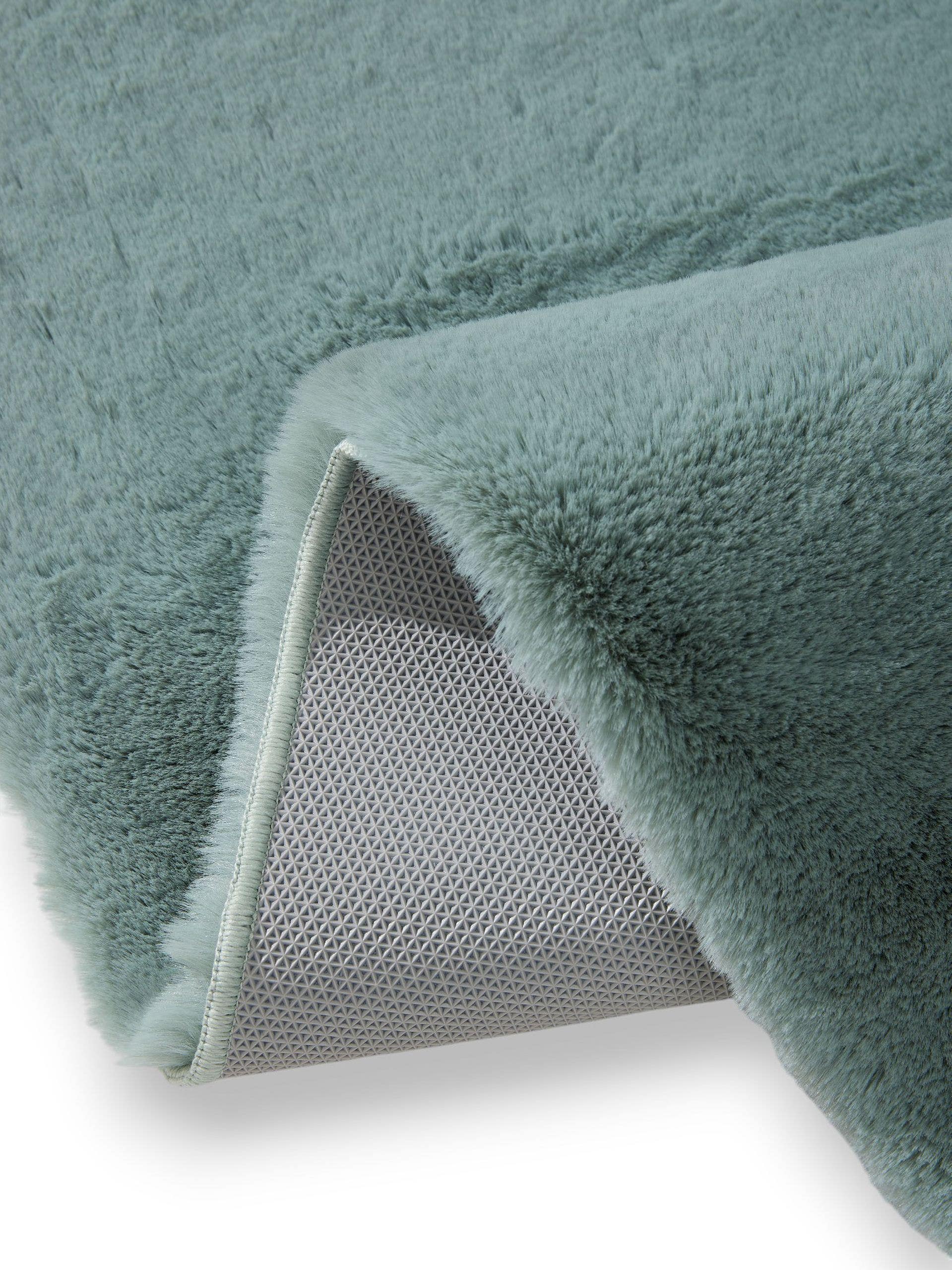 Rug made of 100% Polyester in Turquoise with a 21 - 30 mm high pile by benuta Nest