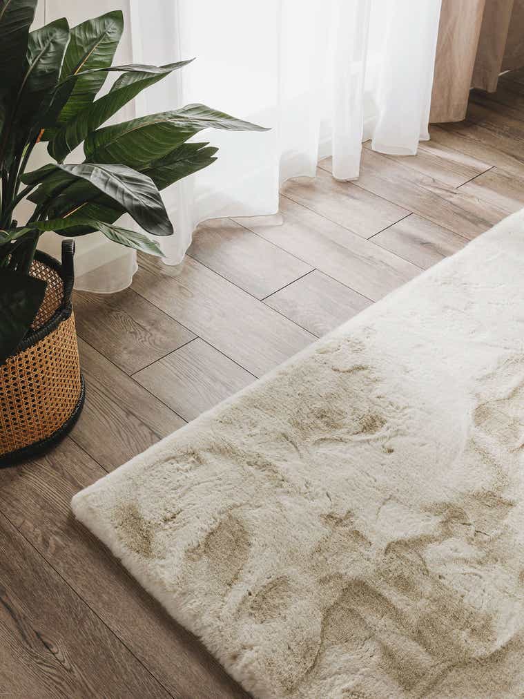 Rug made of 100% Polyester in Beige with a 21 - 30 mm high pile by benuta Nest