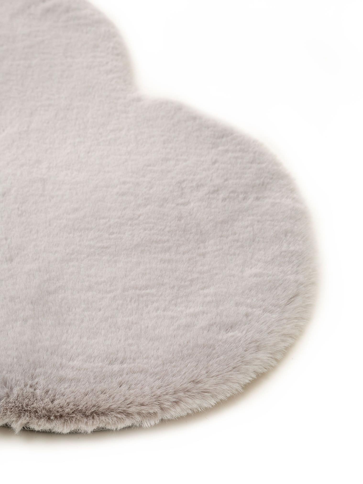 Tapis en 100% Polyester en Gris avec une pile de 21 - 30 mm de hauteur de Lytte