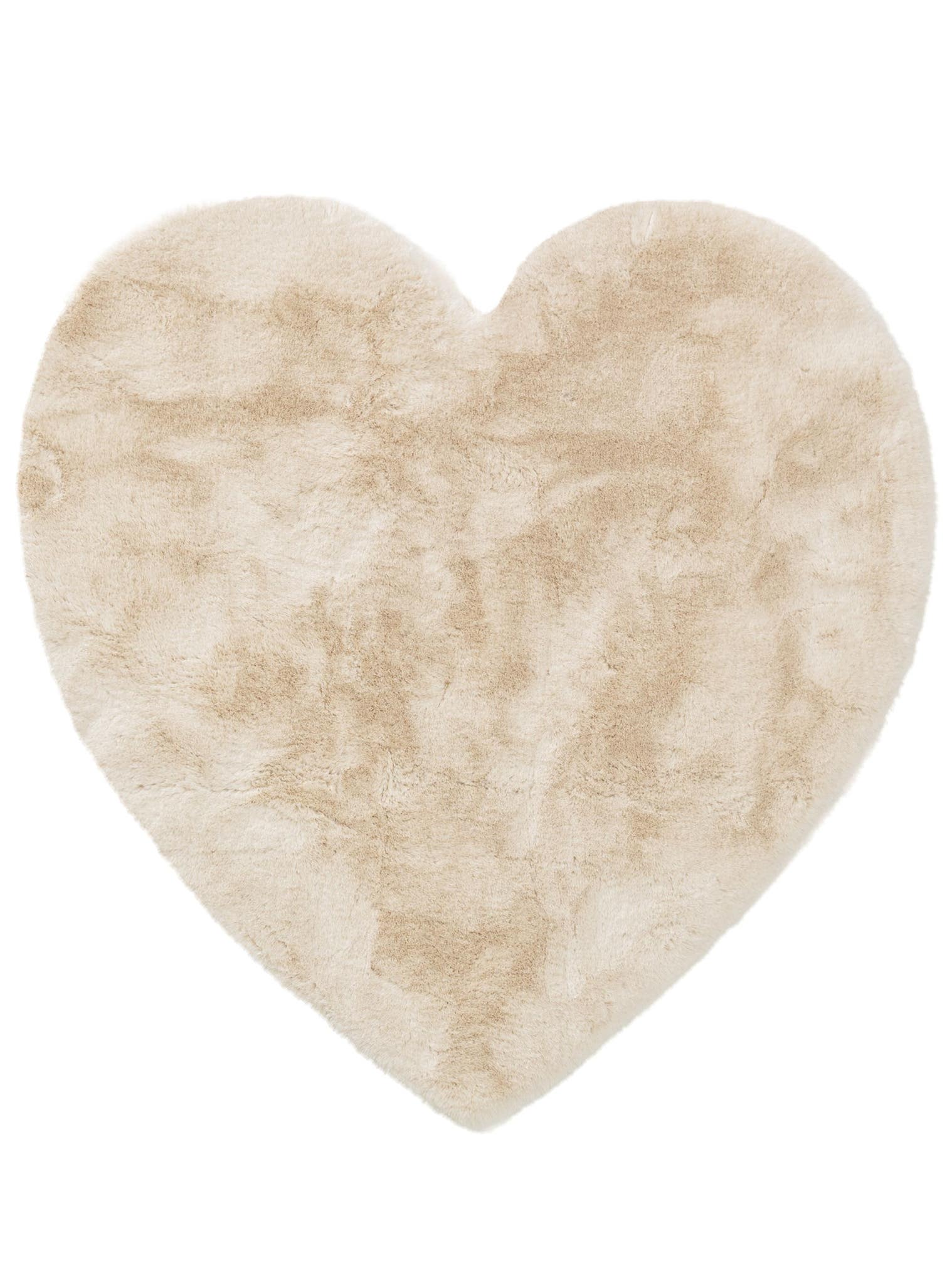 Rug made of 100% Polyester in Beige with a 21 - 30 mm high pile by Lytte