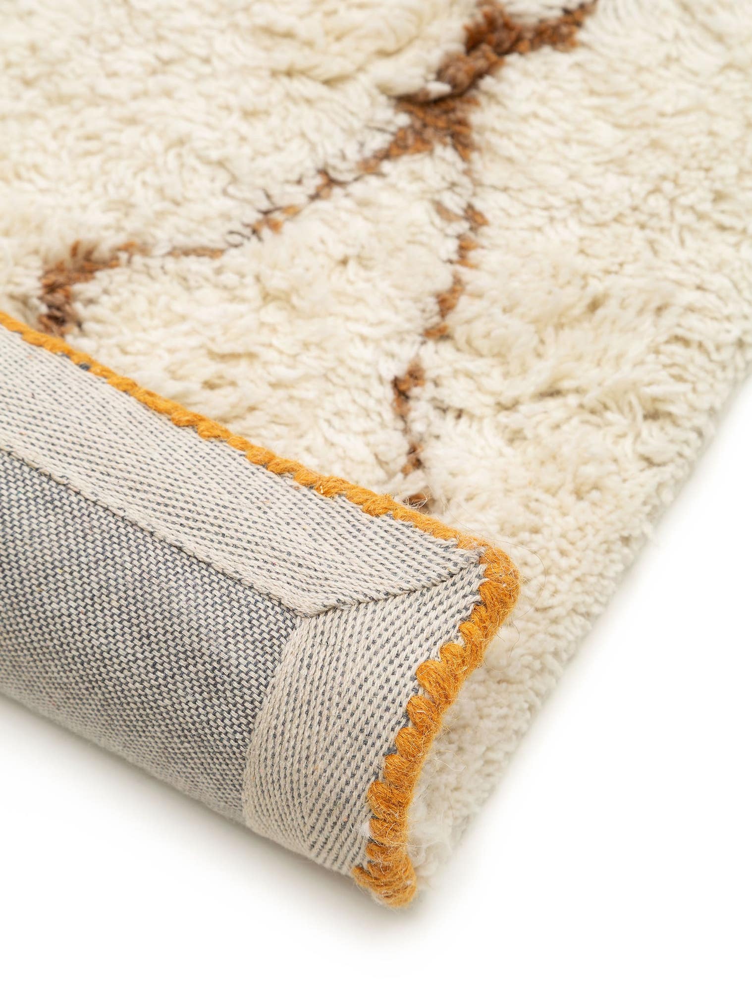 Tapijt van 100% Wol in Grijs met een 21 - 30 mm hoge pool van benuta Pure