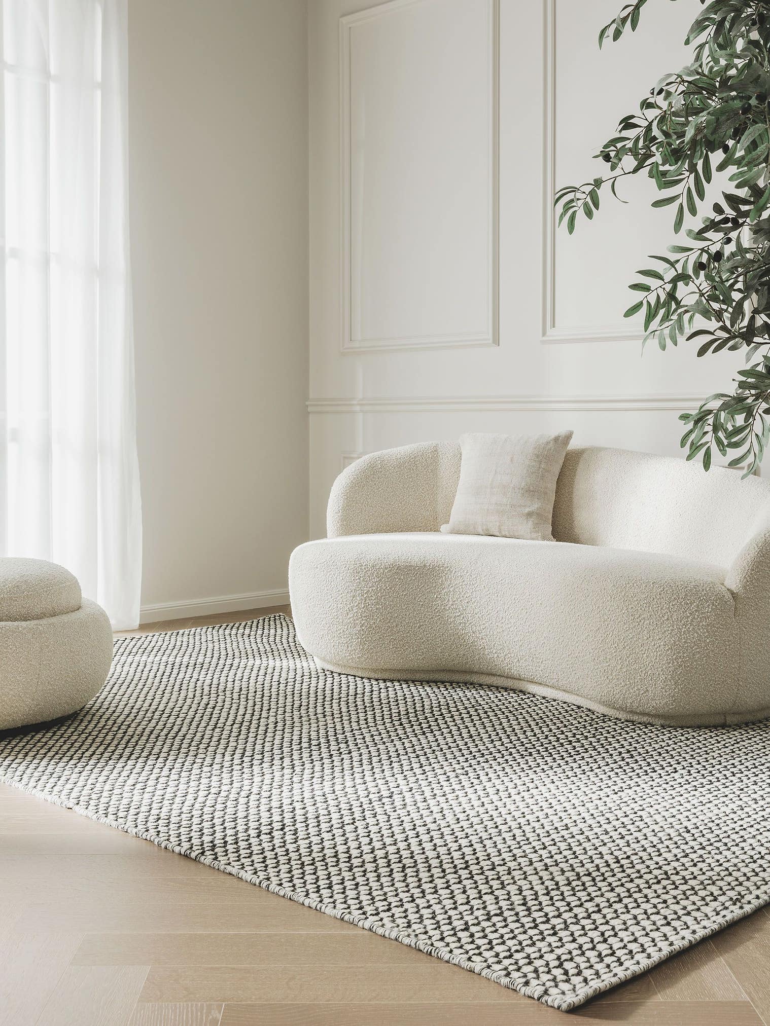 Teppich aus 80% Wolle, 20% Baumwolle in Beige mit 21 bis 30 mm hohem Flor von benuta Finest