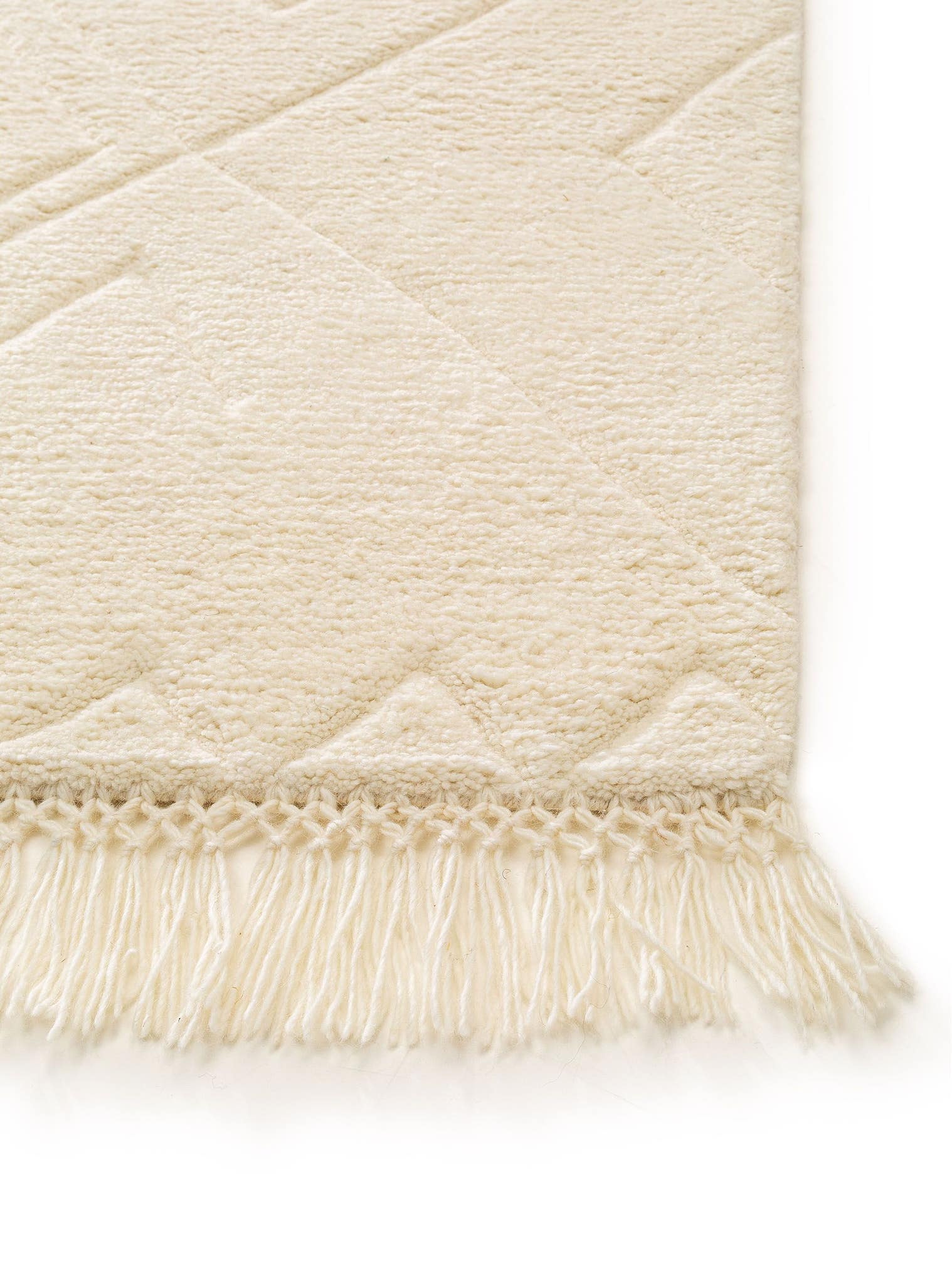 Rug made of 100% Wool from (New Zealand) in White with a 21 - 30 mm high pile by benuta Finest