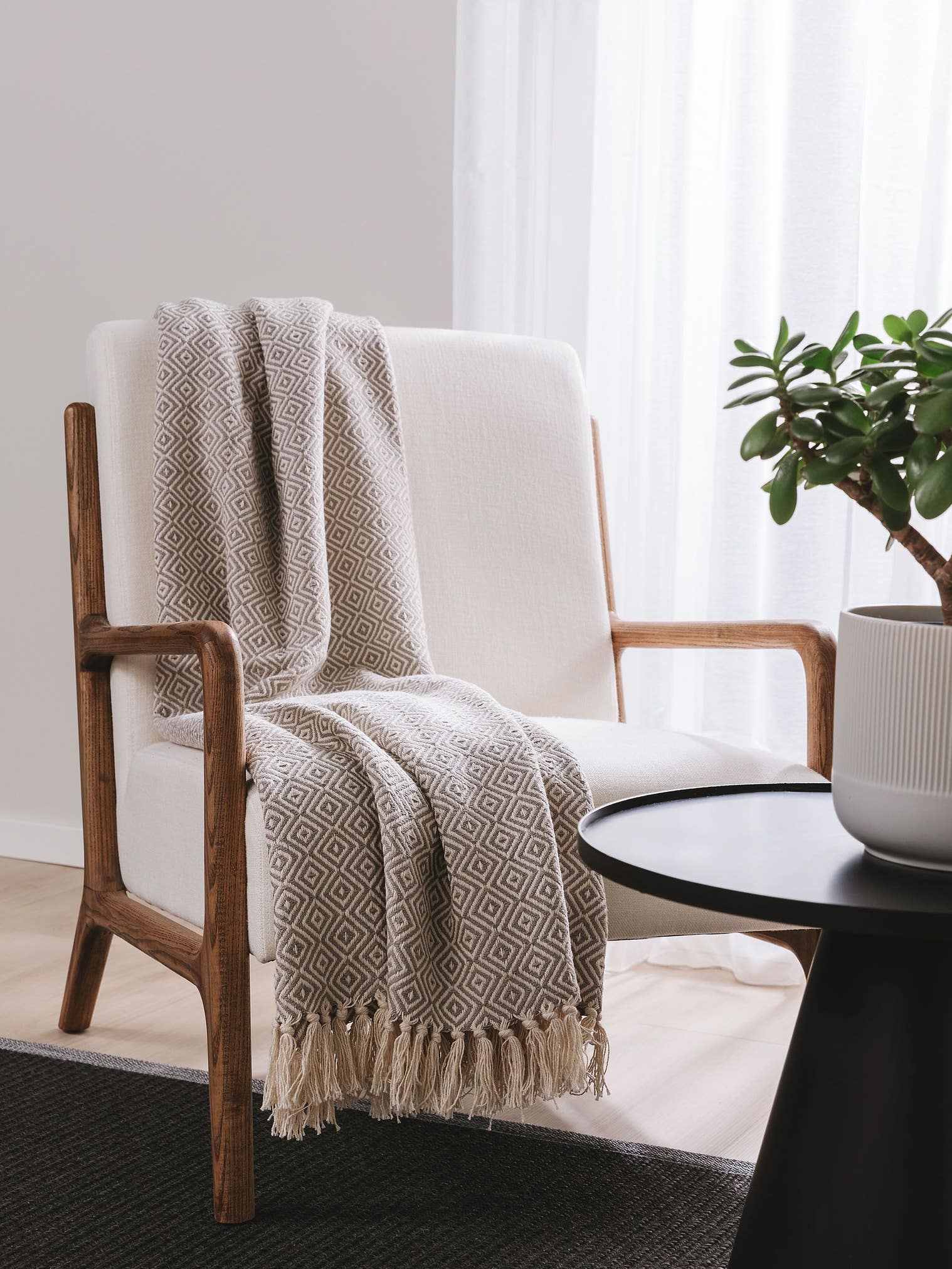 Plaid in cotone Jasmin Grigio in -ontwerp van 100% Cotone door benuta Nest