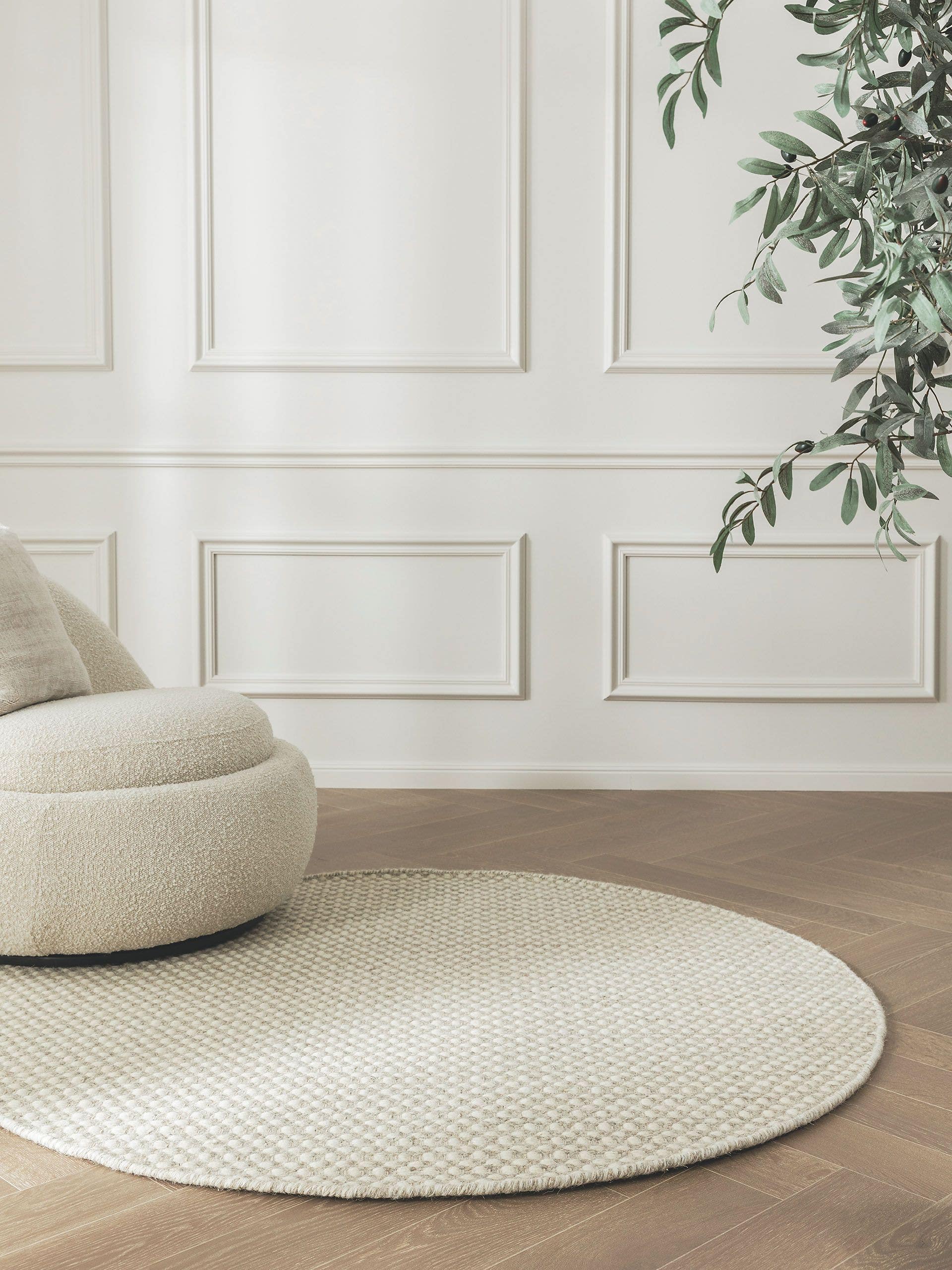 Alfombra de 80% lana, 20% algodón en Beige con un pelo de {{Placeholder_Pile Height}} de altura de benuta Finest