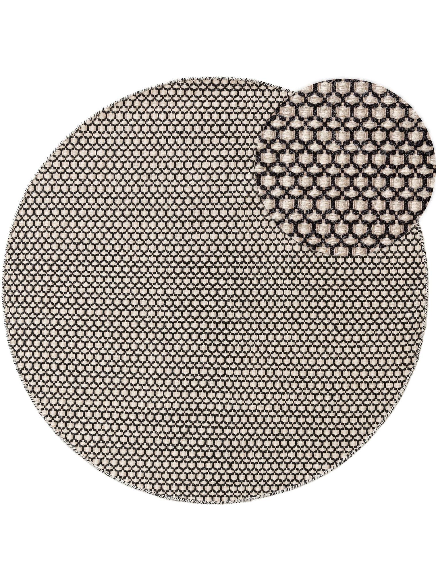 Tæppe af 80% Uld, 20% Bomuld i Beige med 21 - 30 mm høj luv fra benuta Finest