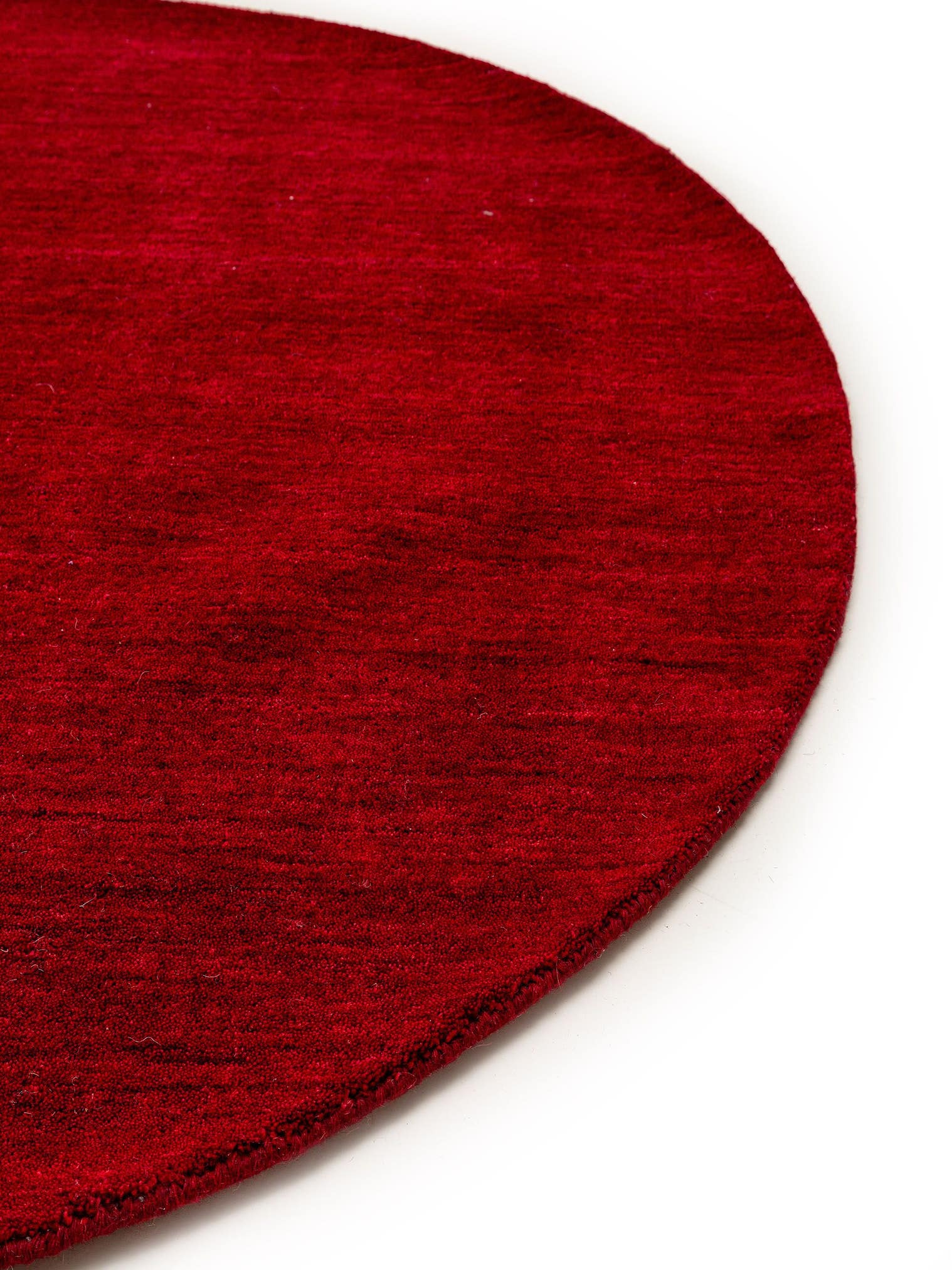 Rug made of 100% Wool in Red with a 6 - 10 mm high pile by benuta Nest