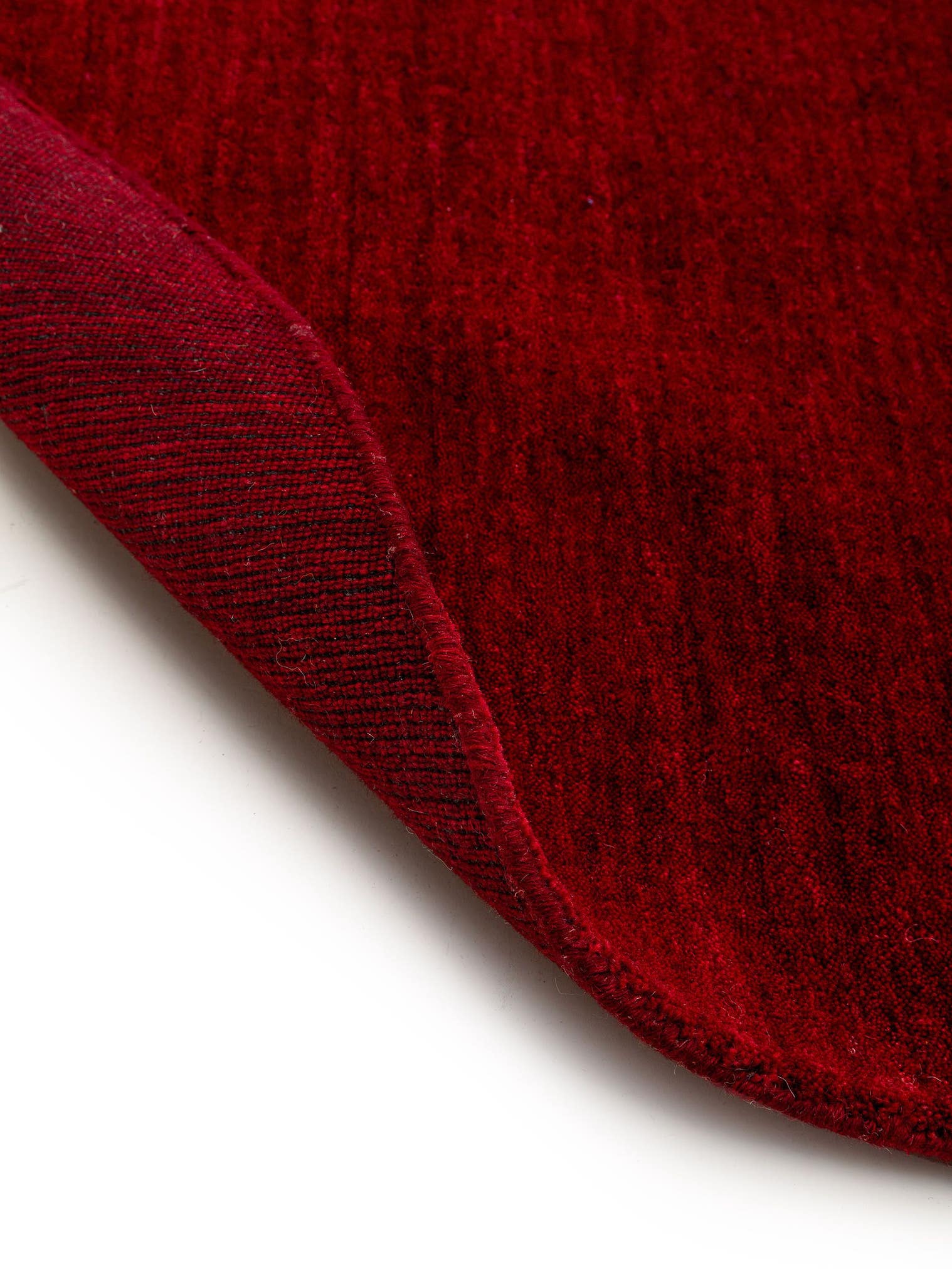 Rug made of 100% Wool in Red with a 6 - 10 mm high pile by benuta Nest