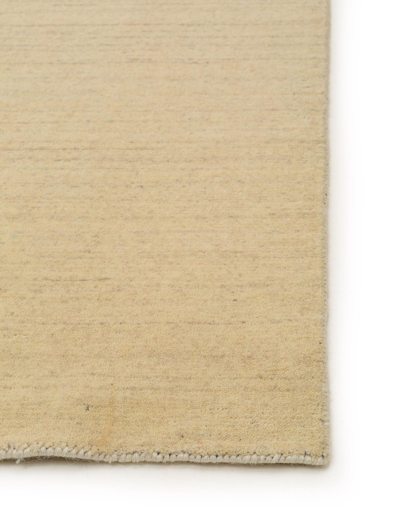 Tæppe af 100% Uld i Beige med 6 - 10 mm høj luv fra benuta Nest