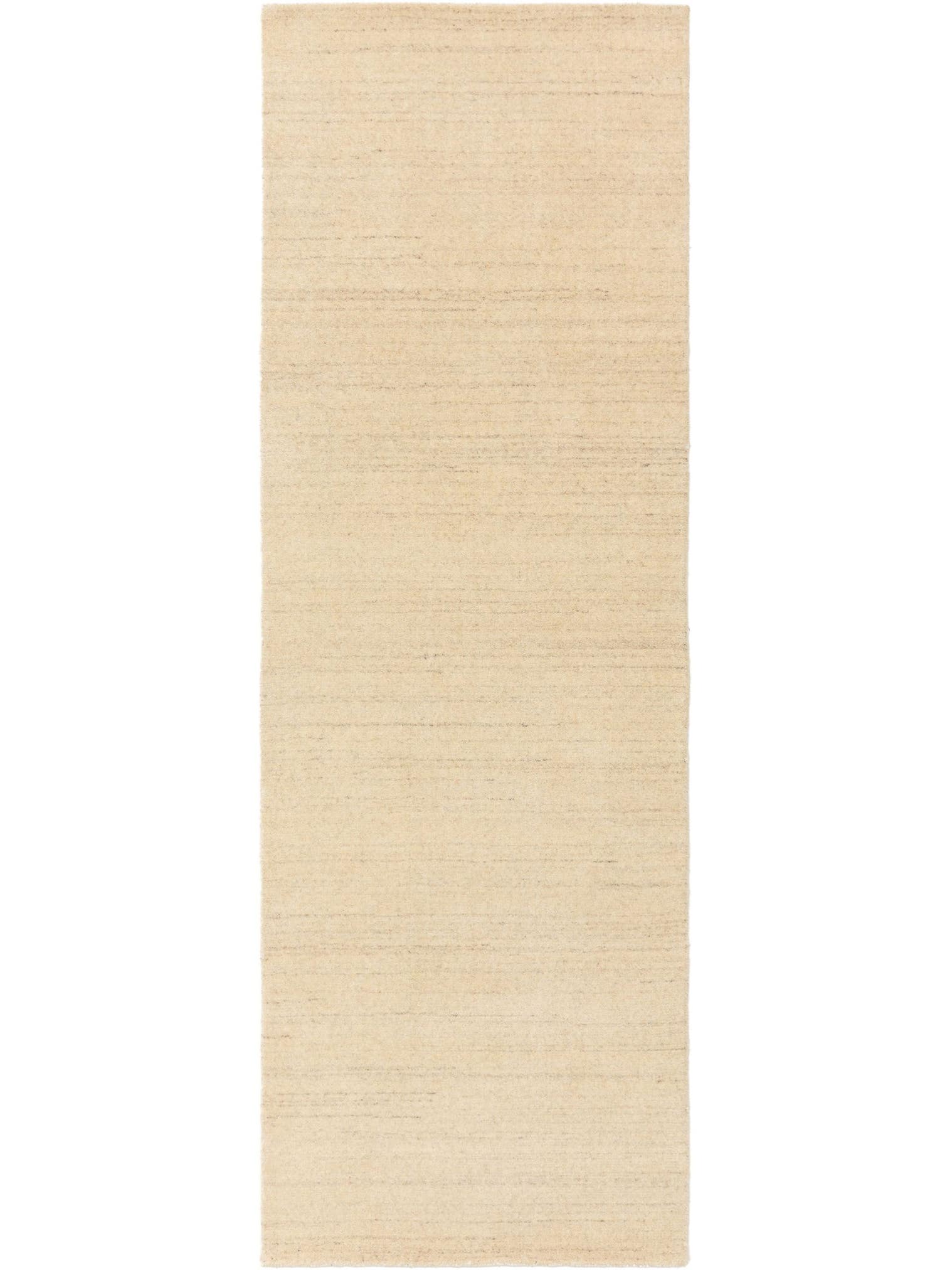 Teppich aus 100% Wolle in Beige mit 6 bis 10 mm hohem Flor von benuta Nest