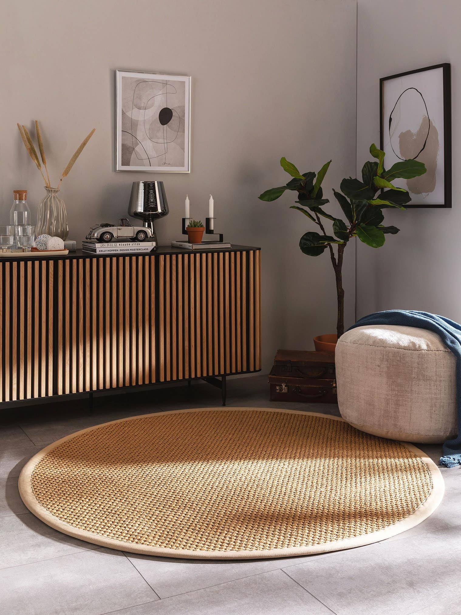 Matta av 100% Sisal i Beige med 1- 5 mm hög lugg från benuta Pure