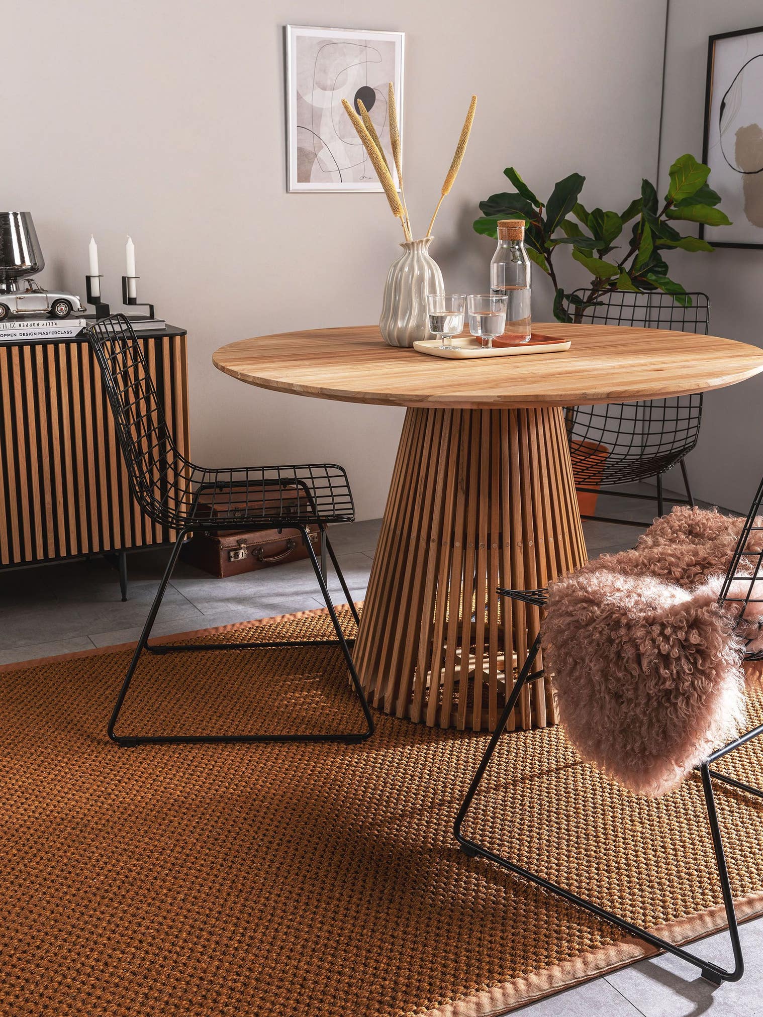 Tapijt van 100% Sisal in Bruin met een 1- 5 mm hoge pool van benuta Pure