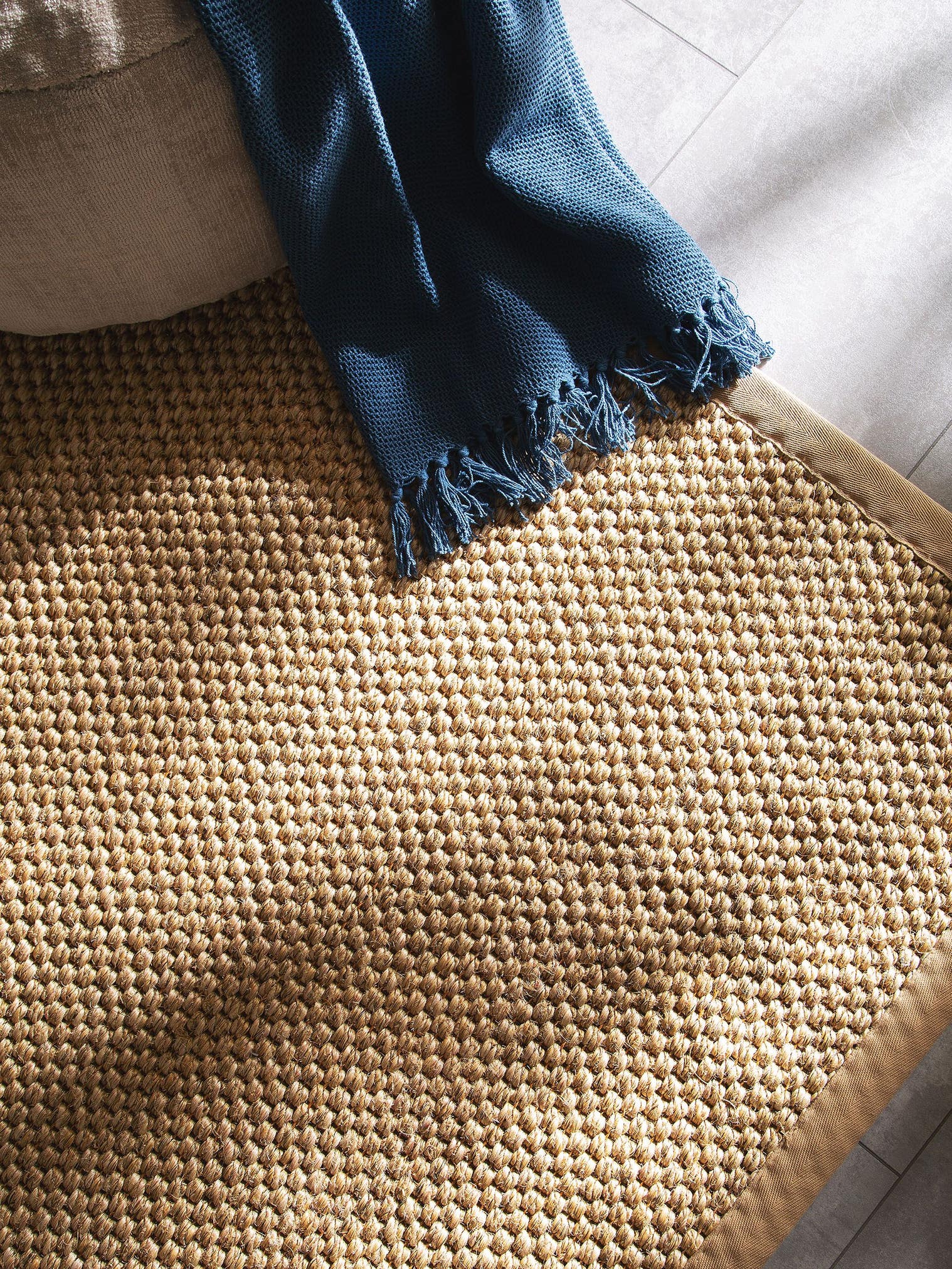Tapijt van 100% Sisal in Beige met een 1- 5 mm hoge pool van benuta Pure
