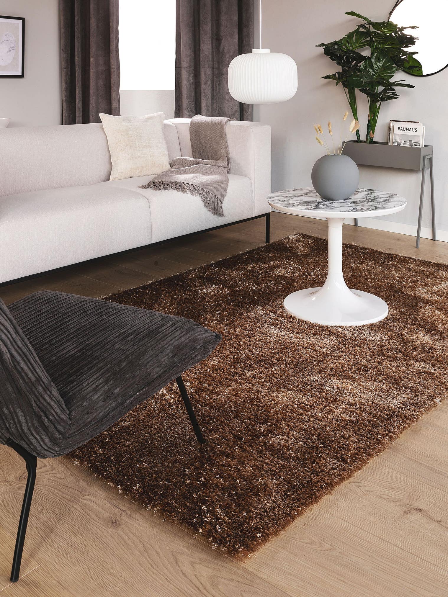 Tapijt van 100% Polyester in Beige met een 21 - 30 mm hoge pool van benuta