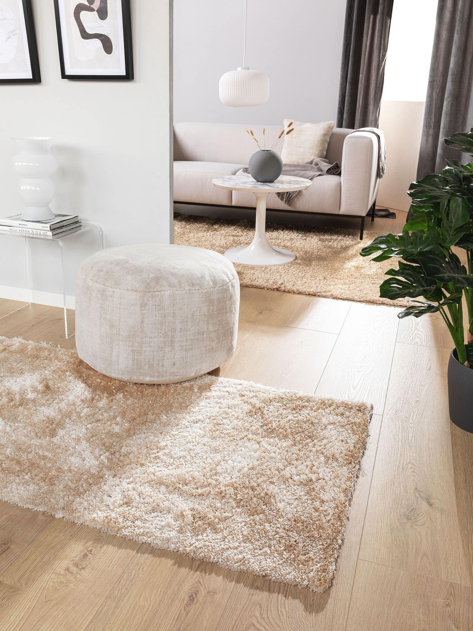 Tapijt van 100% Polyester in Beige met een 21 - 30 mm hoge pool van benuta