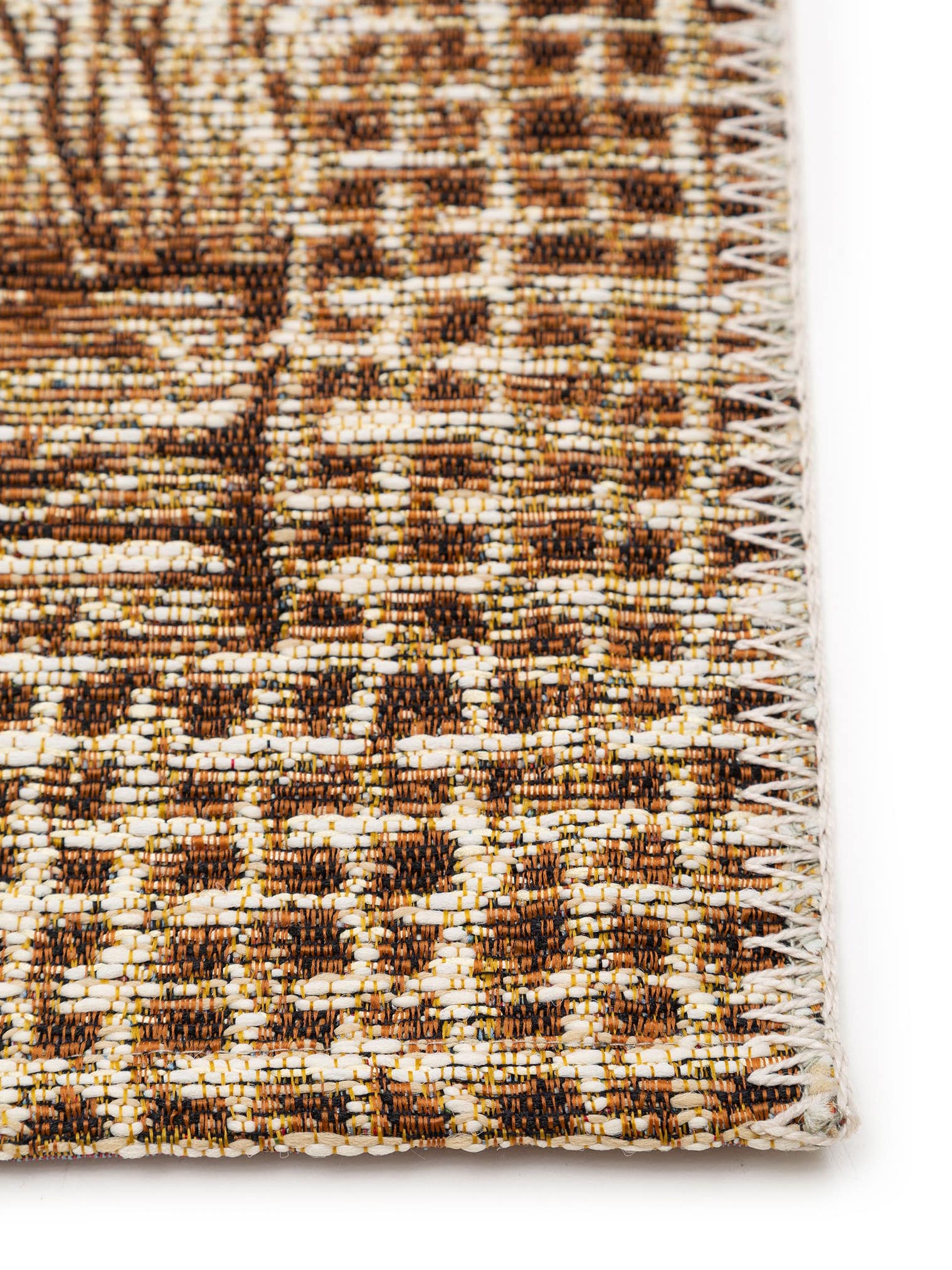 Teppich aus 76% Polypropylen, 24% Polyester in Beige mit bis 5 mm hohem Flor von benuta Nest