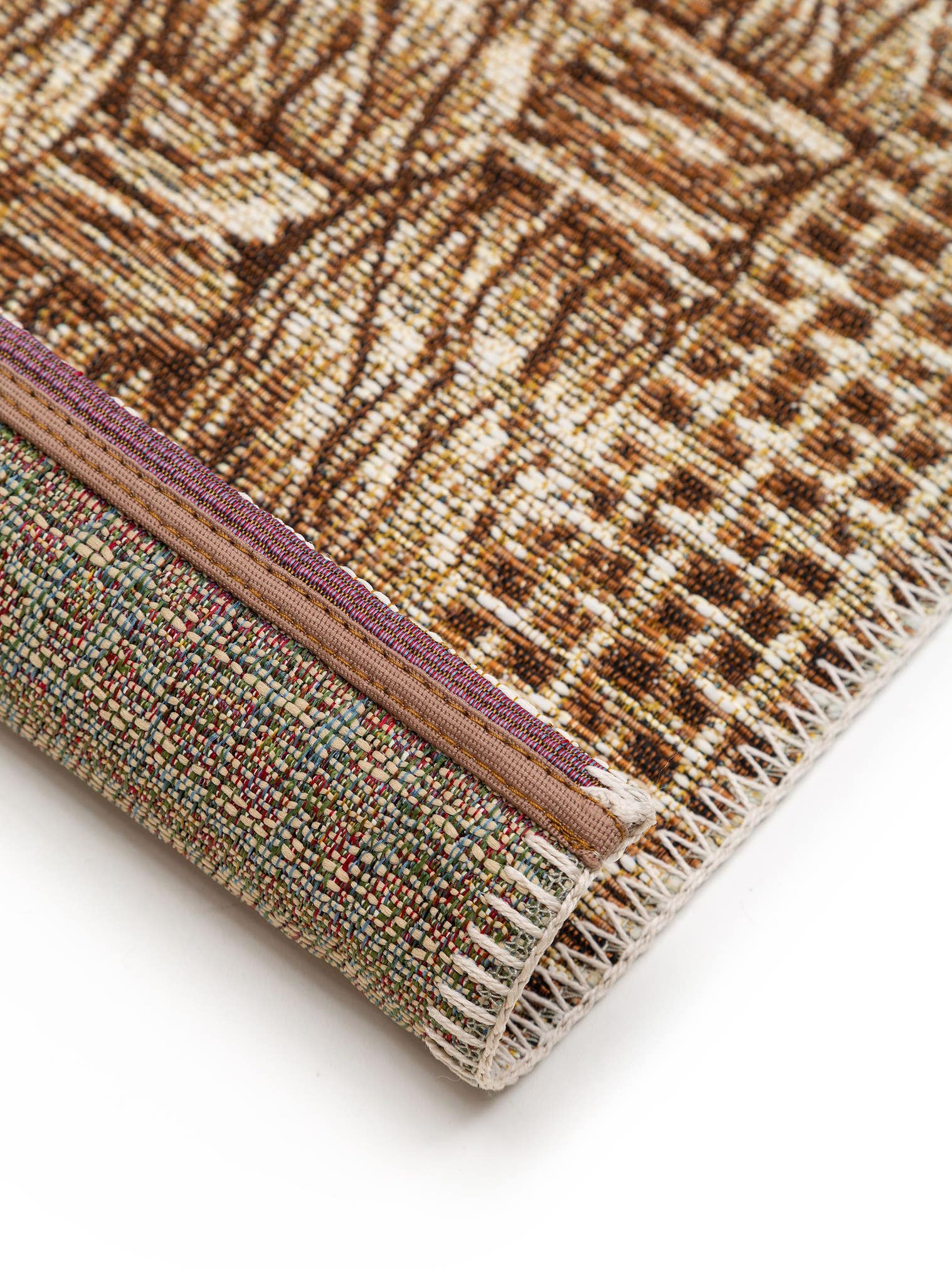 Teppich aus 76% Polypropylen, 24% Polyester in Beige mit bis 5 mm hohem Flor von benuta Nest