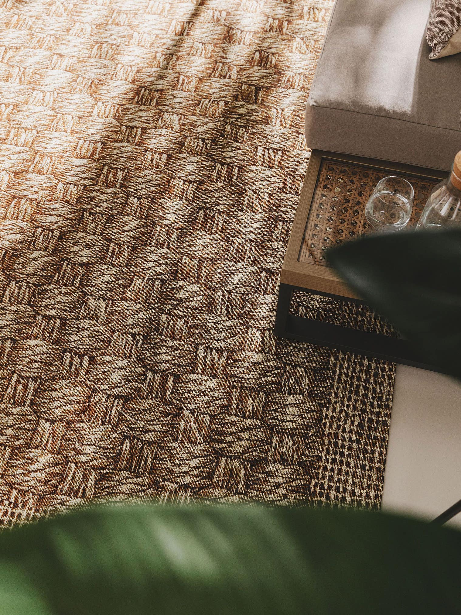 Tapis en 76% Polypropylène, 24% Polyester en Beige avec une pile de 1- 5 mm de hauteur de benuta Nest