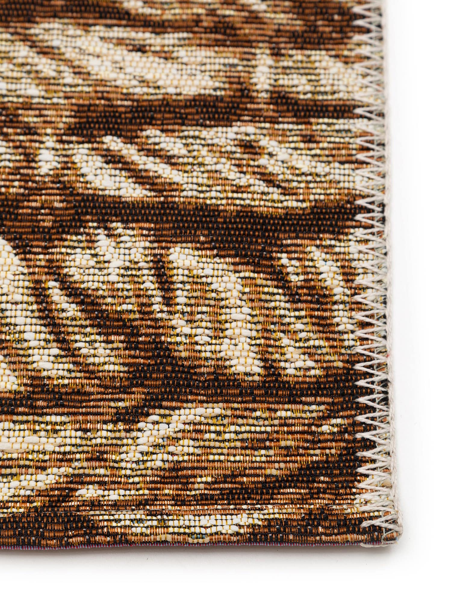 Tæppe af 76% polypropylen, 24% Polyester i Beige med 1- 5 mm høj luv fra benuta Nest