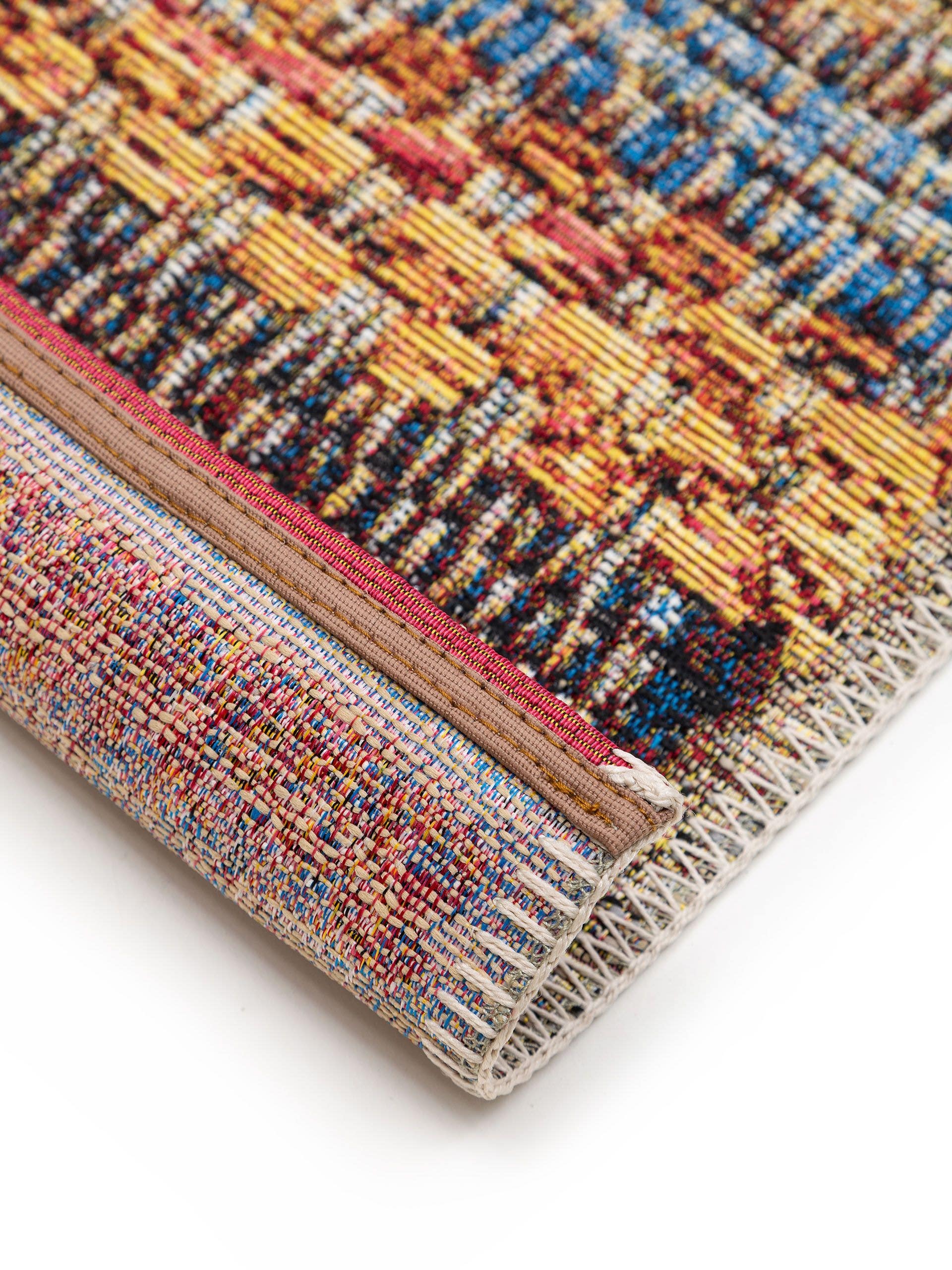 Rug made of 76% Polypropylene, 24% Polyester in Multicoloured with a 1- 5 mm high pile by benuta Nest