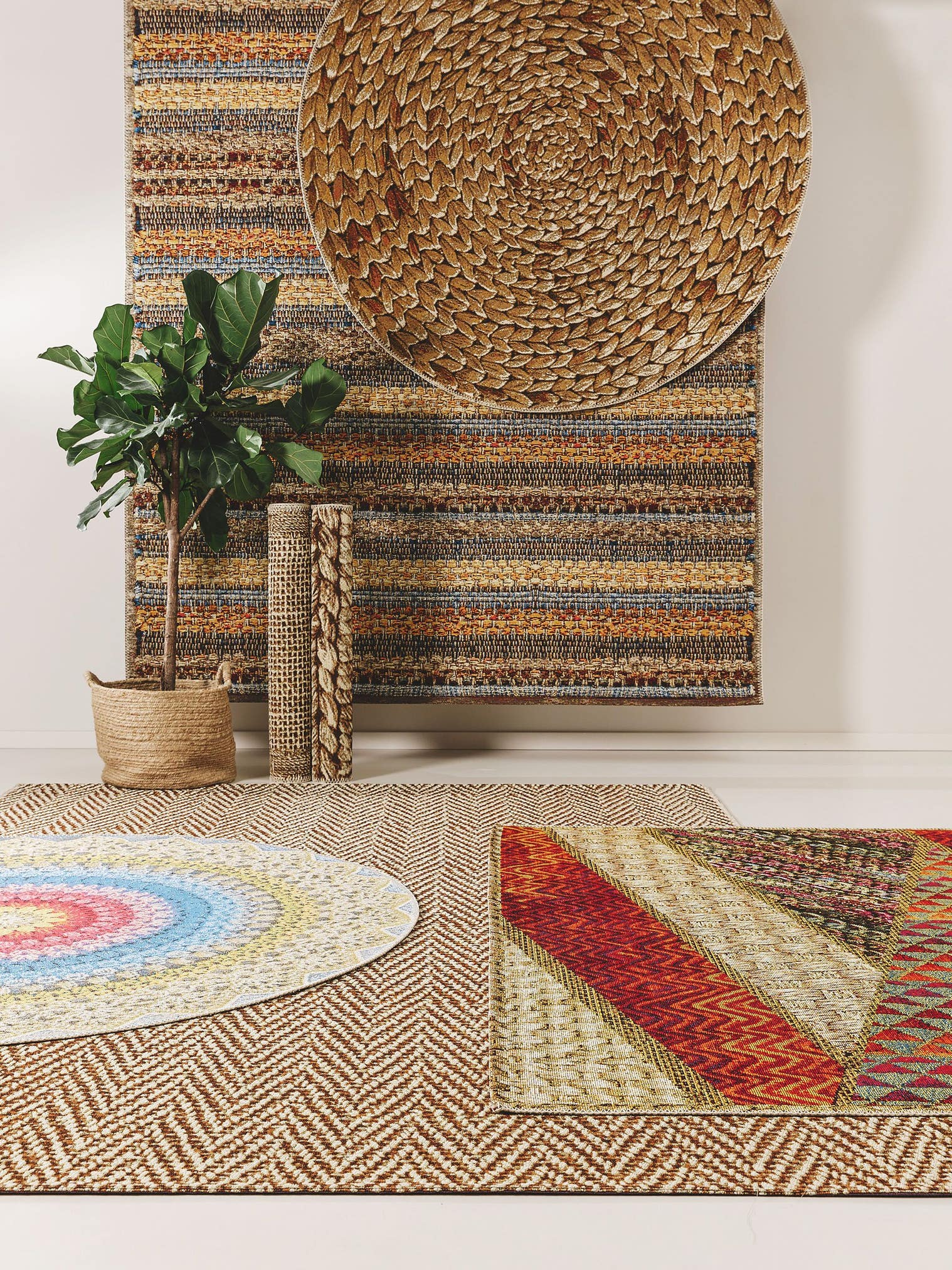 Rug made of 76% Polypropylene, 24% Polyester in Multicoloured with a 1- 5 mm high pile by benuta Nest
