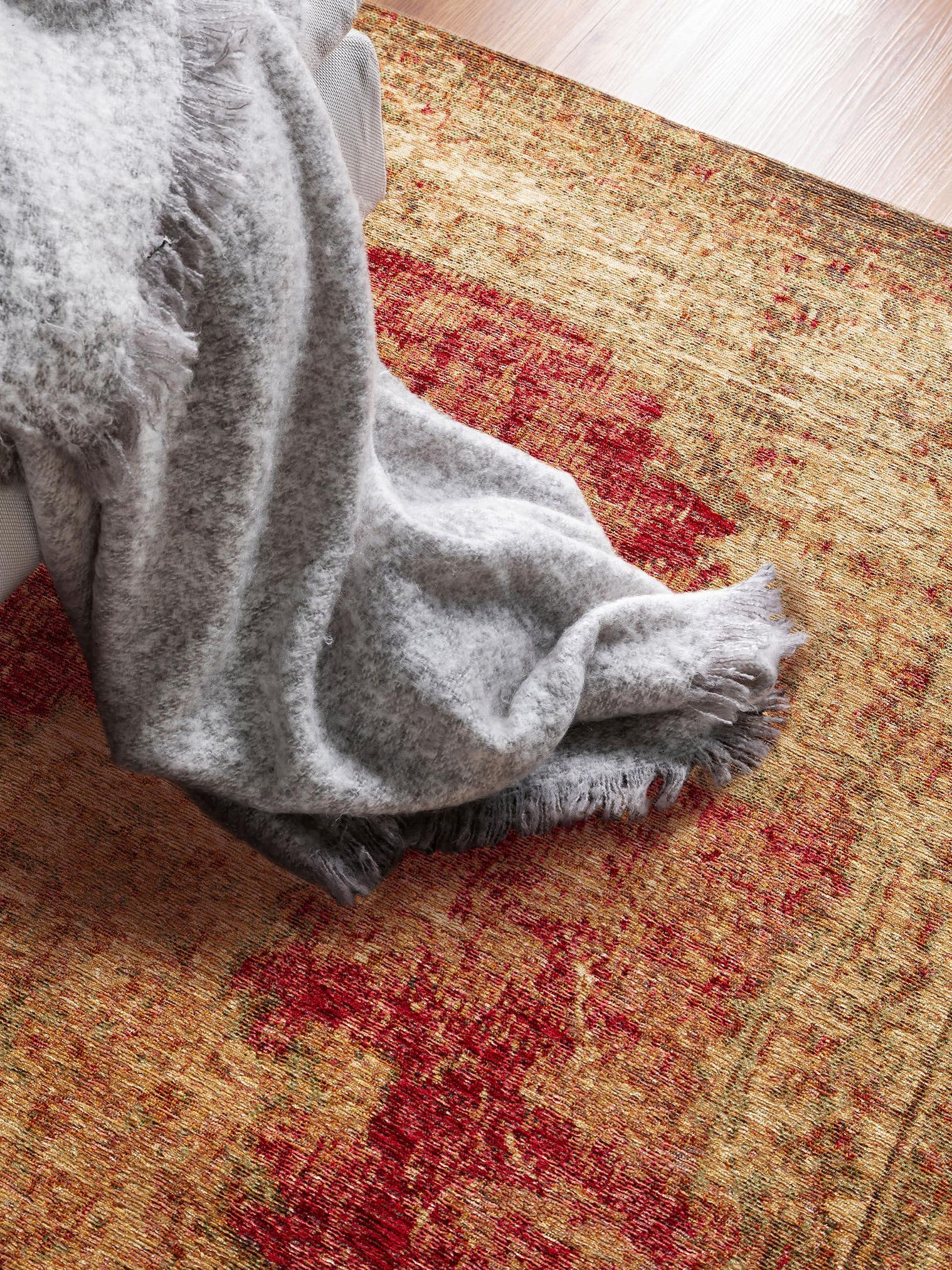 Teppich aus 79% Polyester, 20% Baumwolle, 1% Latex in Beige mit bis 5 mm hohem Flor von benuta Pop