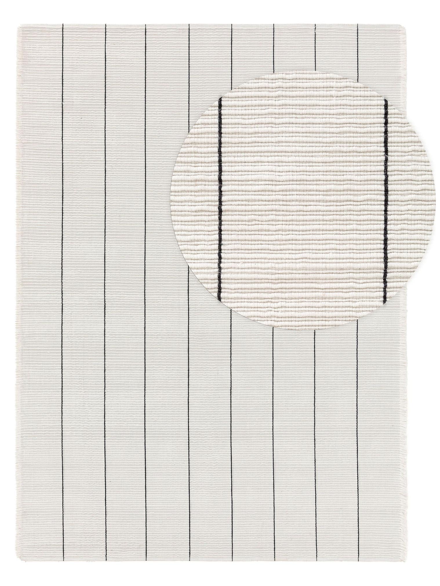Teppich aus 100% Polyester (recyceltes PET) in Weiß mit bis 5 mm hohem Flor von benuta Pure