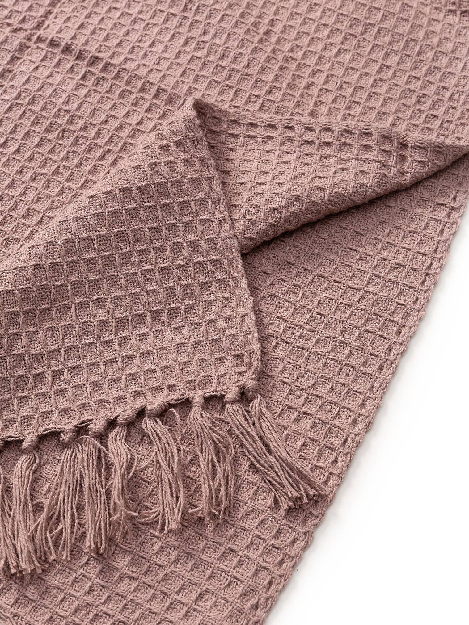 Baumwolldecke Amalia Rosa im Design Relief aus 100% Baumwolle von benuta Pure