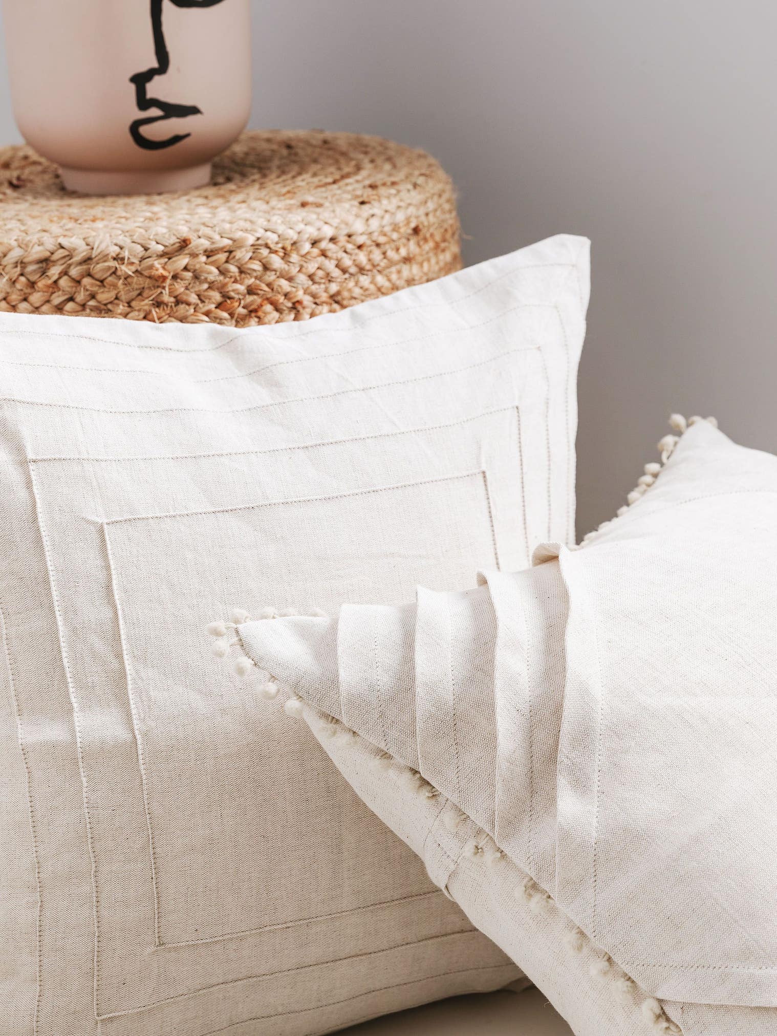 Cushion Cover Linnea natural in Geometric design made of 55% Cotton, 45% Linen by benuta Pure