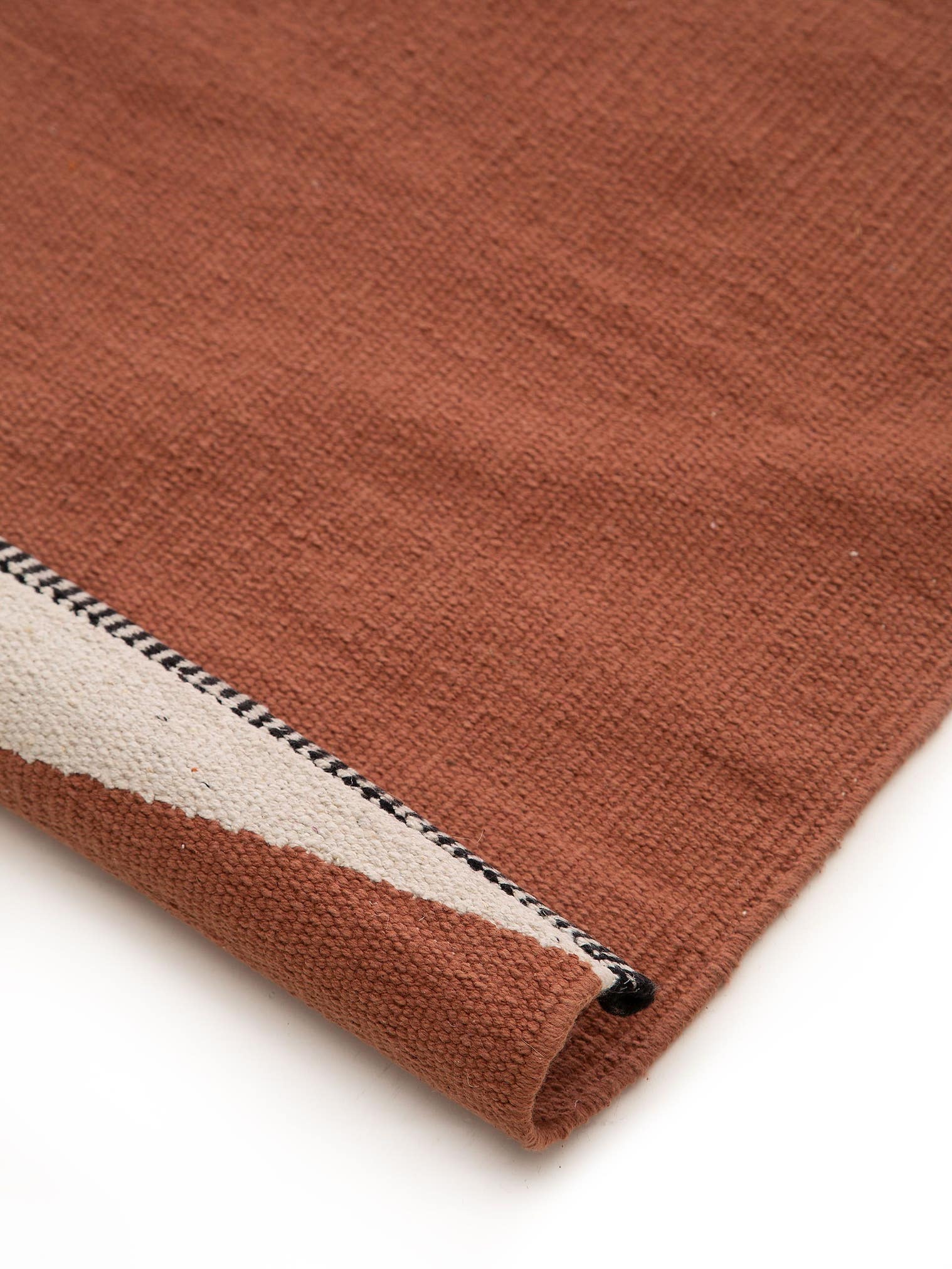 Teppich aus 100% Baumwolle in Braun mit bis 5 mm hohem Flor von benuta Pop