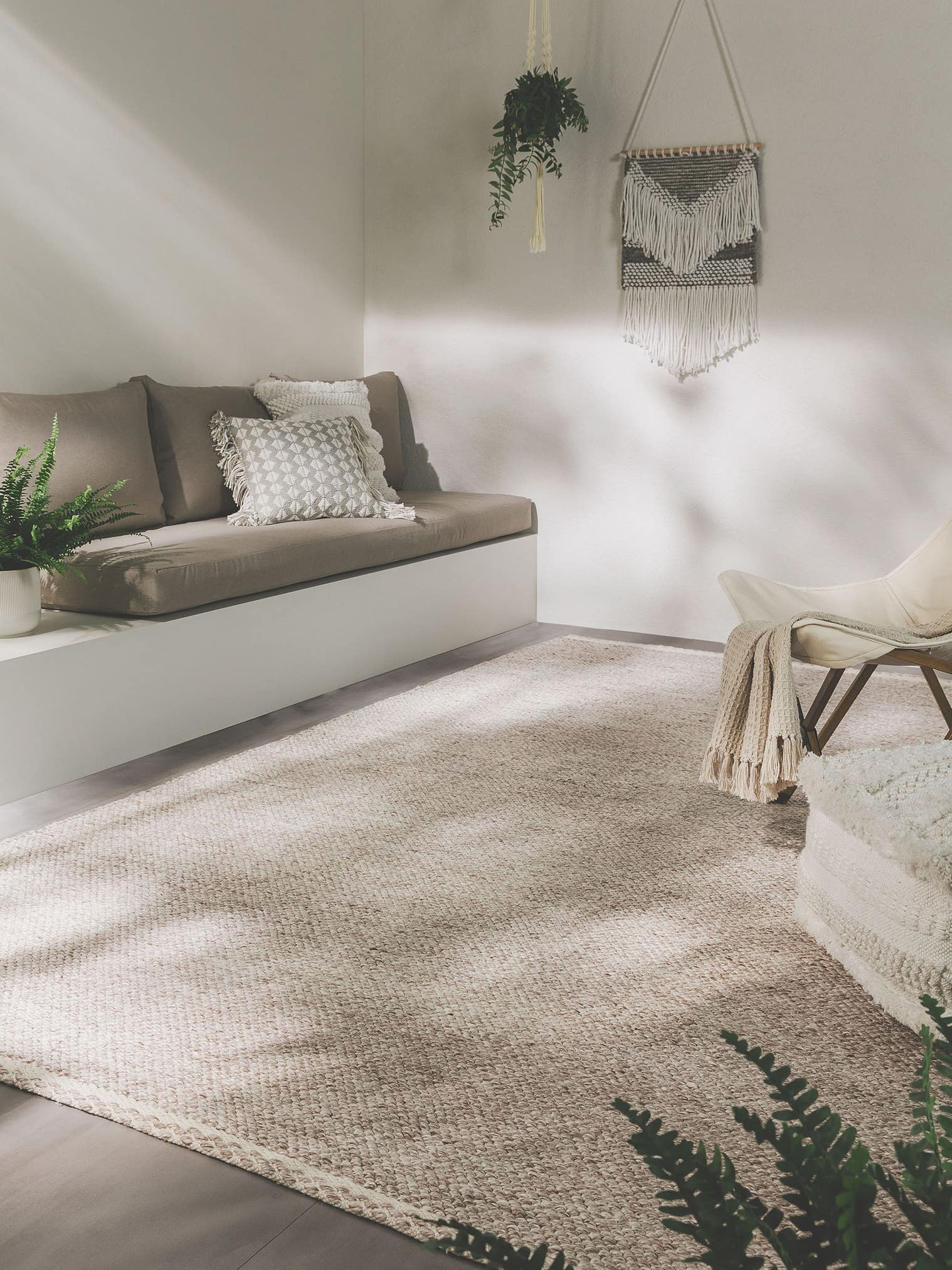 Rug made of 100% Polyester (recycled PET) in Beige with a 1- 5 mm high pile by benuta Pure