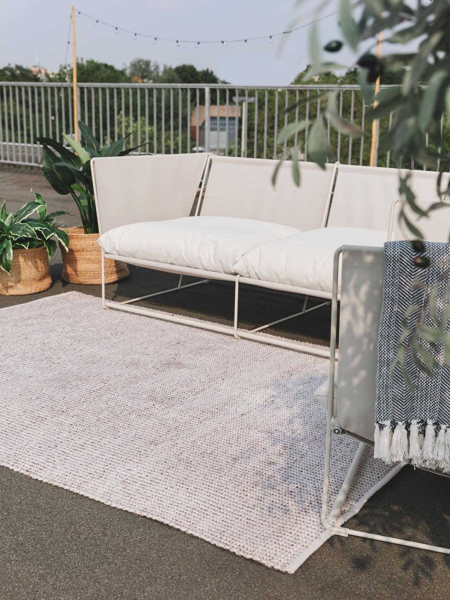 Rug made of 100% Polyester (recycled PET) in Beige with a 1- 5 mm high pile by benuta Pure