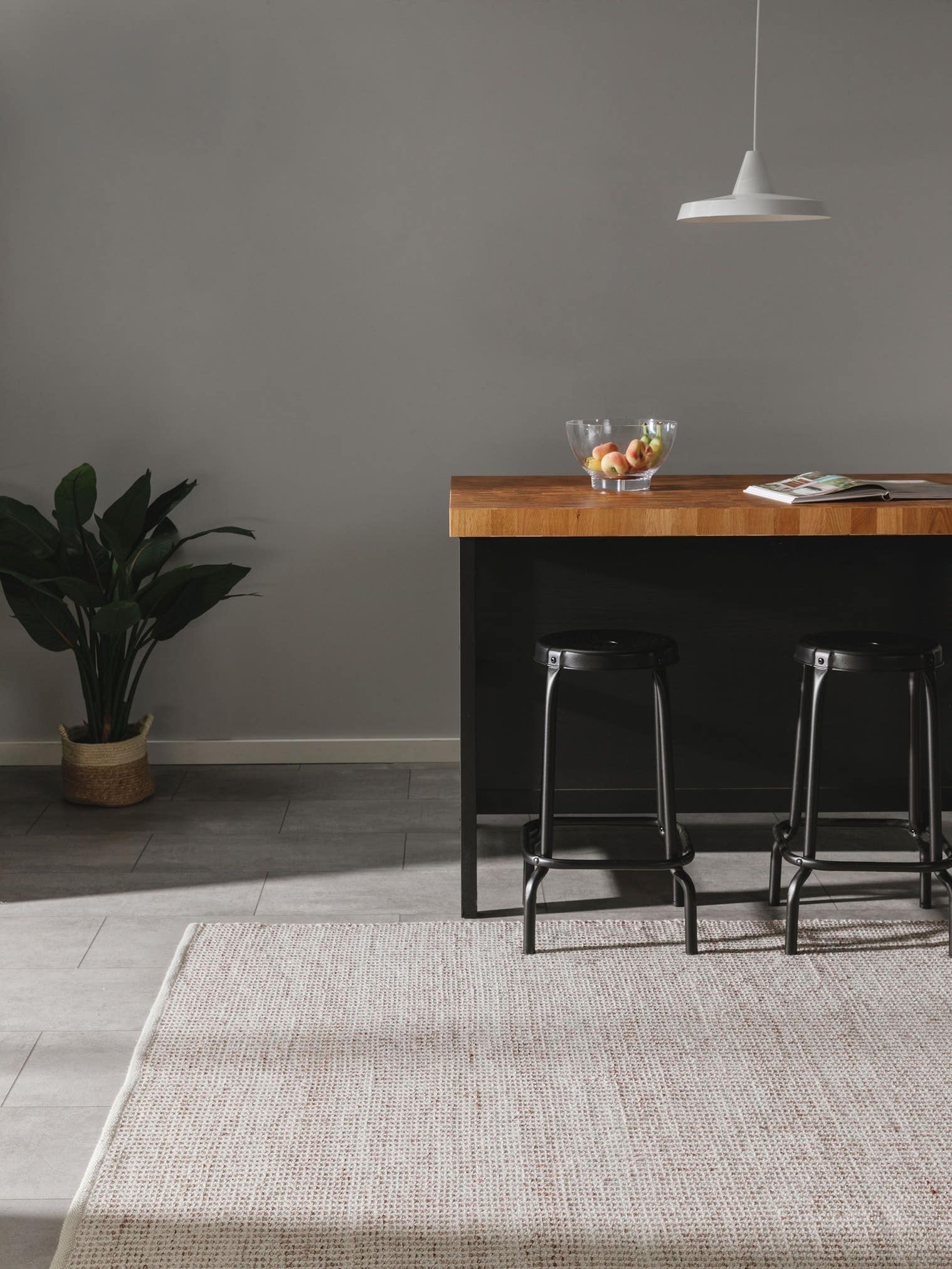 Rug made of 100% Polyester (recycled PET) in Beige with a 1- 5 mm high pile by benuta Pure